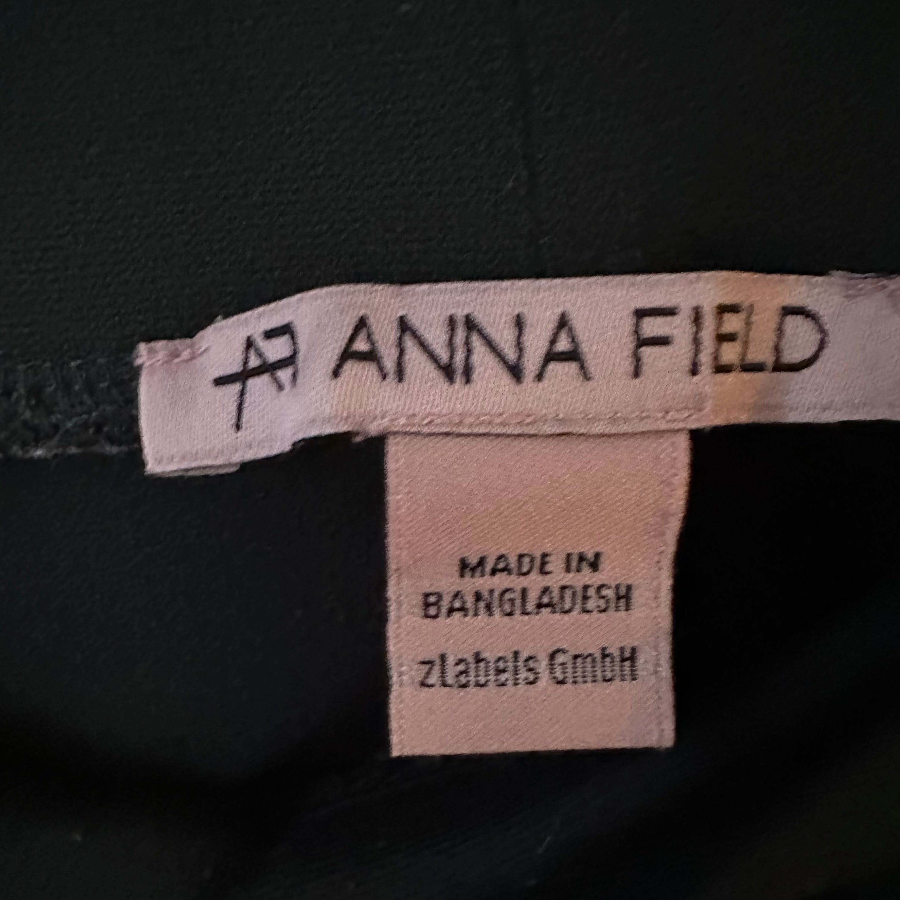 Anna Field hame 38 Bloomy Moon