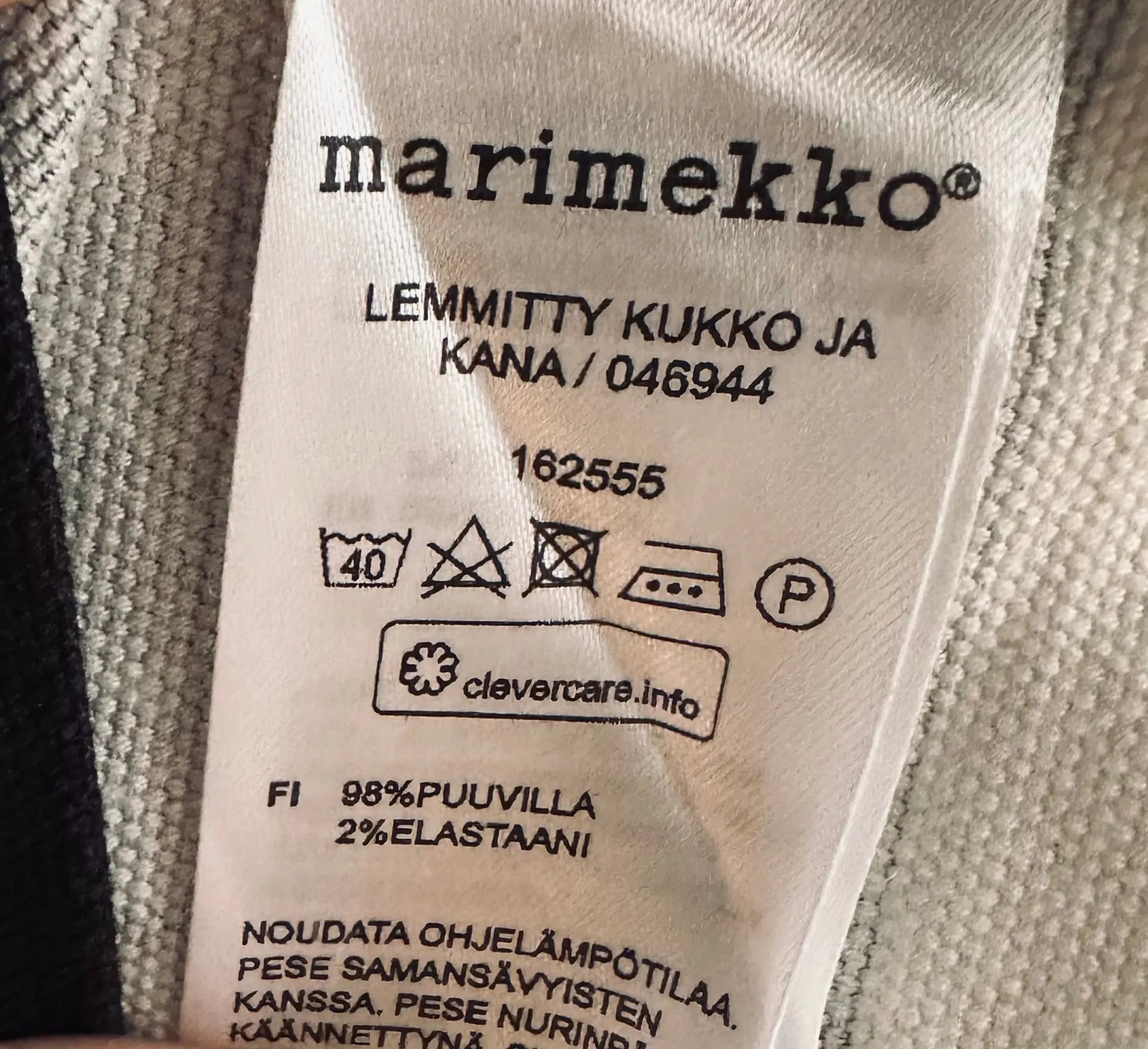 Marimekko Lemmitty hame 36 Bloomy Moon