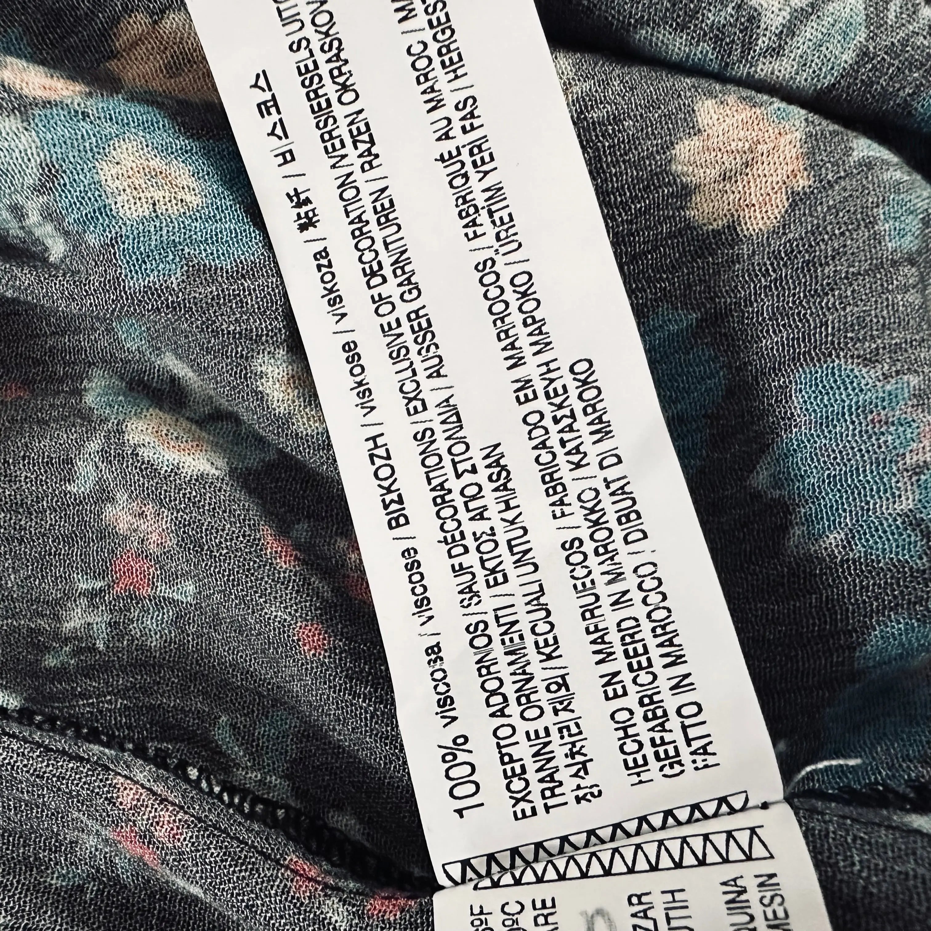 Pull&Bear viskoosimekko M Bloomy Moon