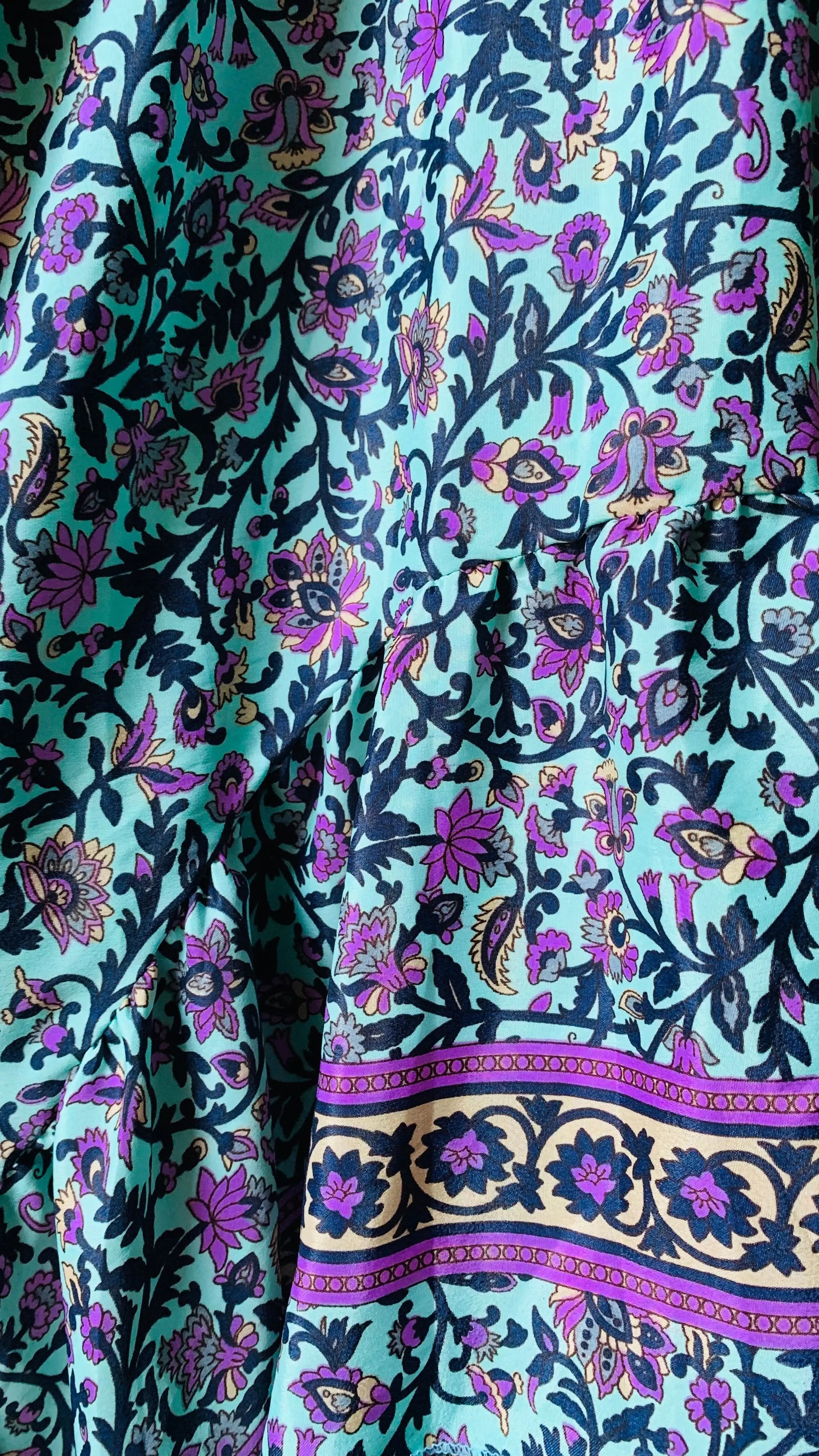 Swarna silkkimekko (Freesize) Bloomy Moon