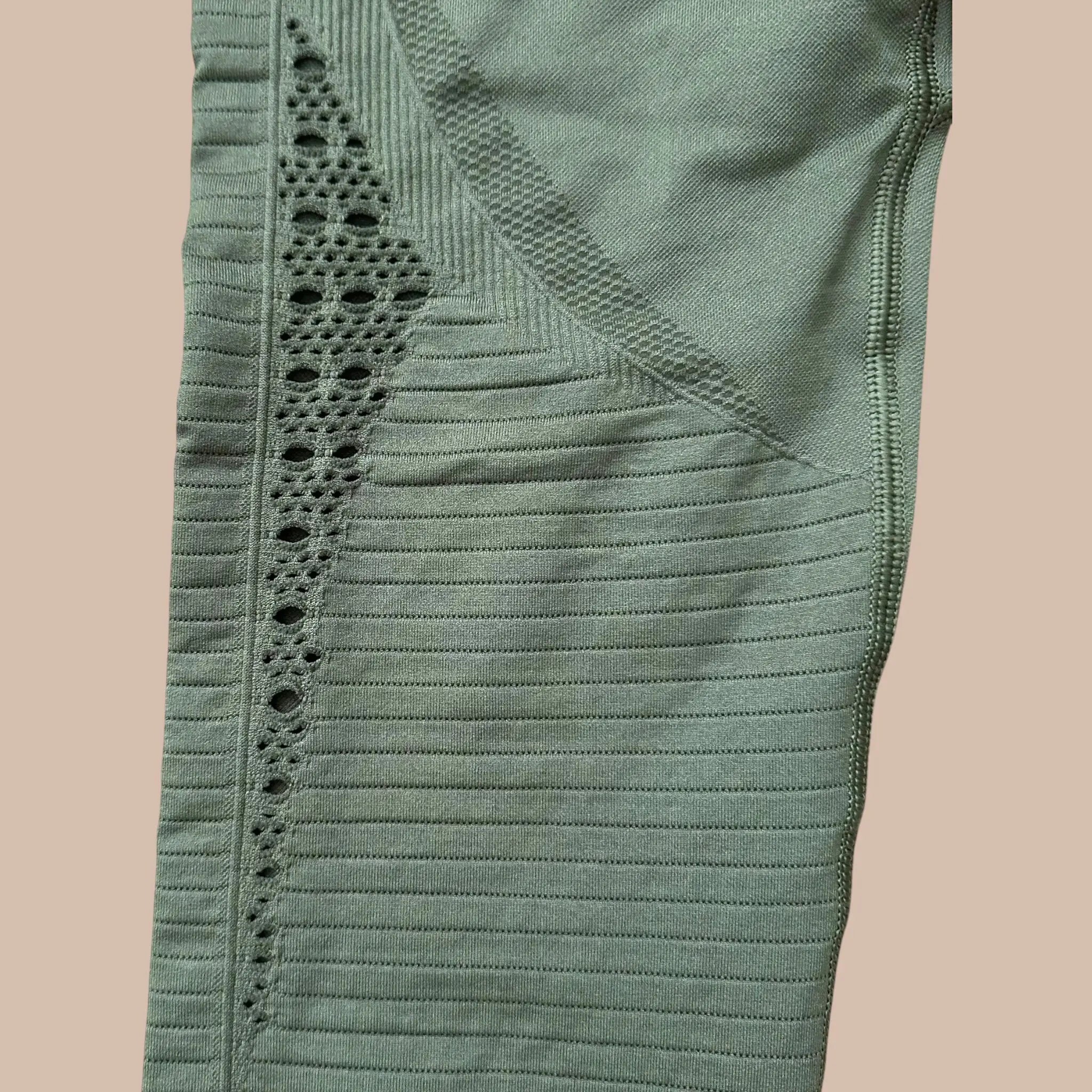 Gymshark trikoot S/M Bloomy Moon