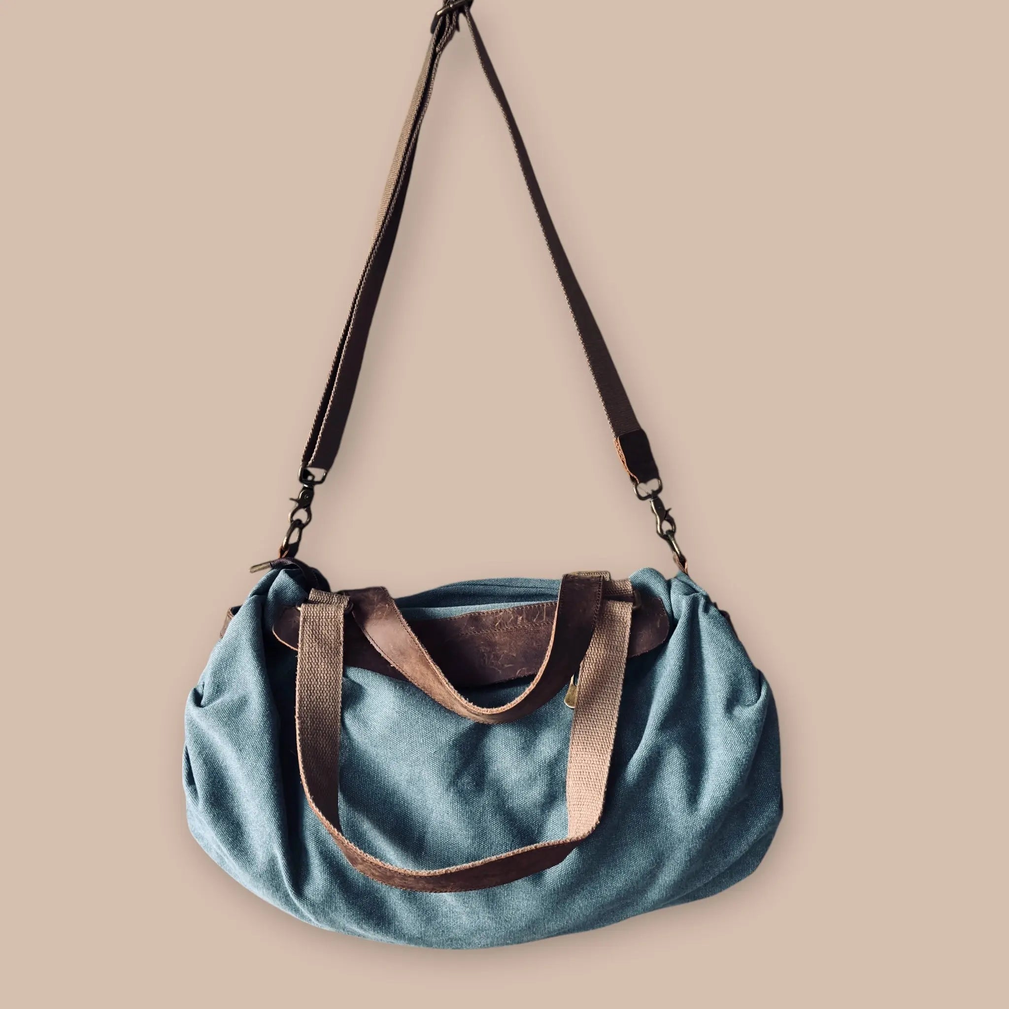 Kelly Lady viikonloppukassi Bloomy Moon