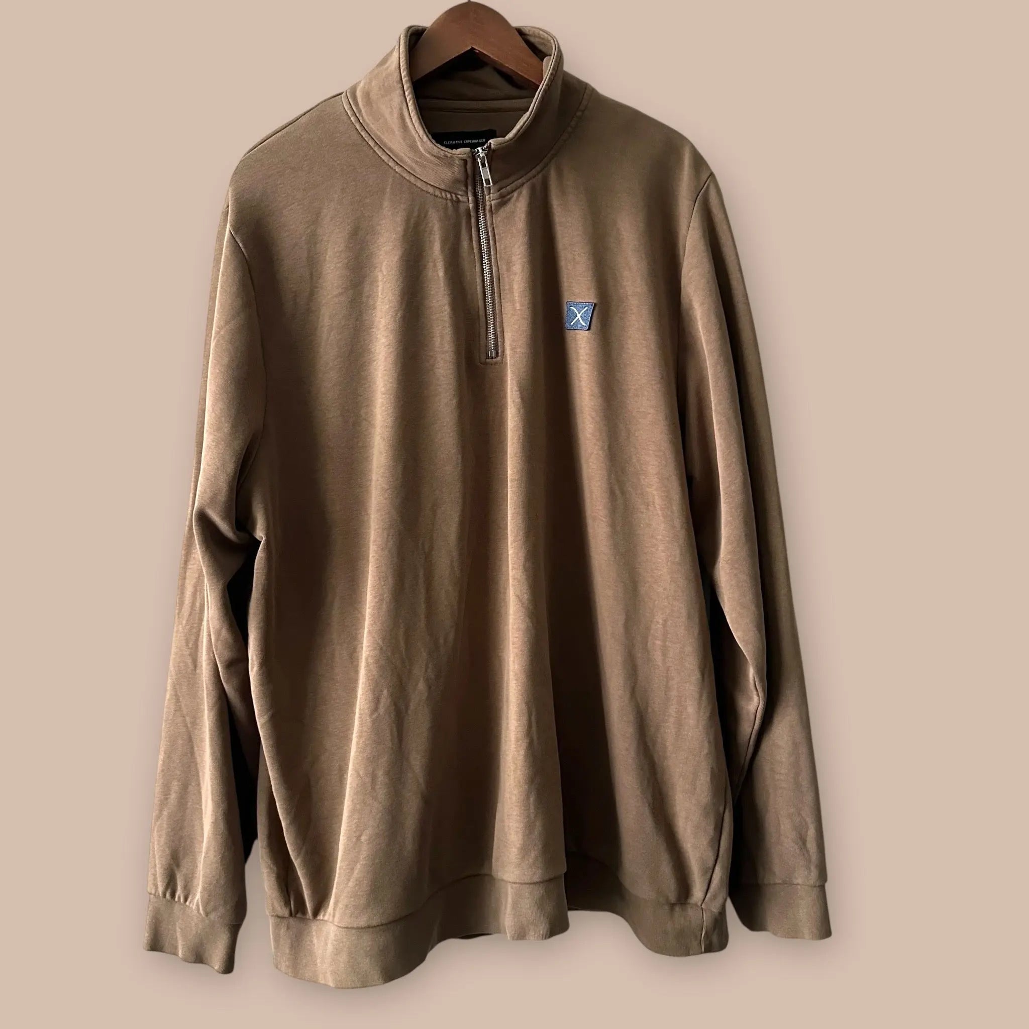 Clean cut Copenhagen collegepaita 3XL Bloomy Moon