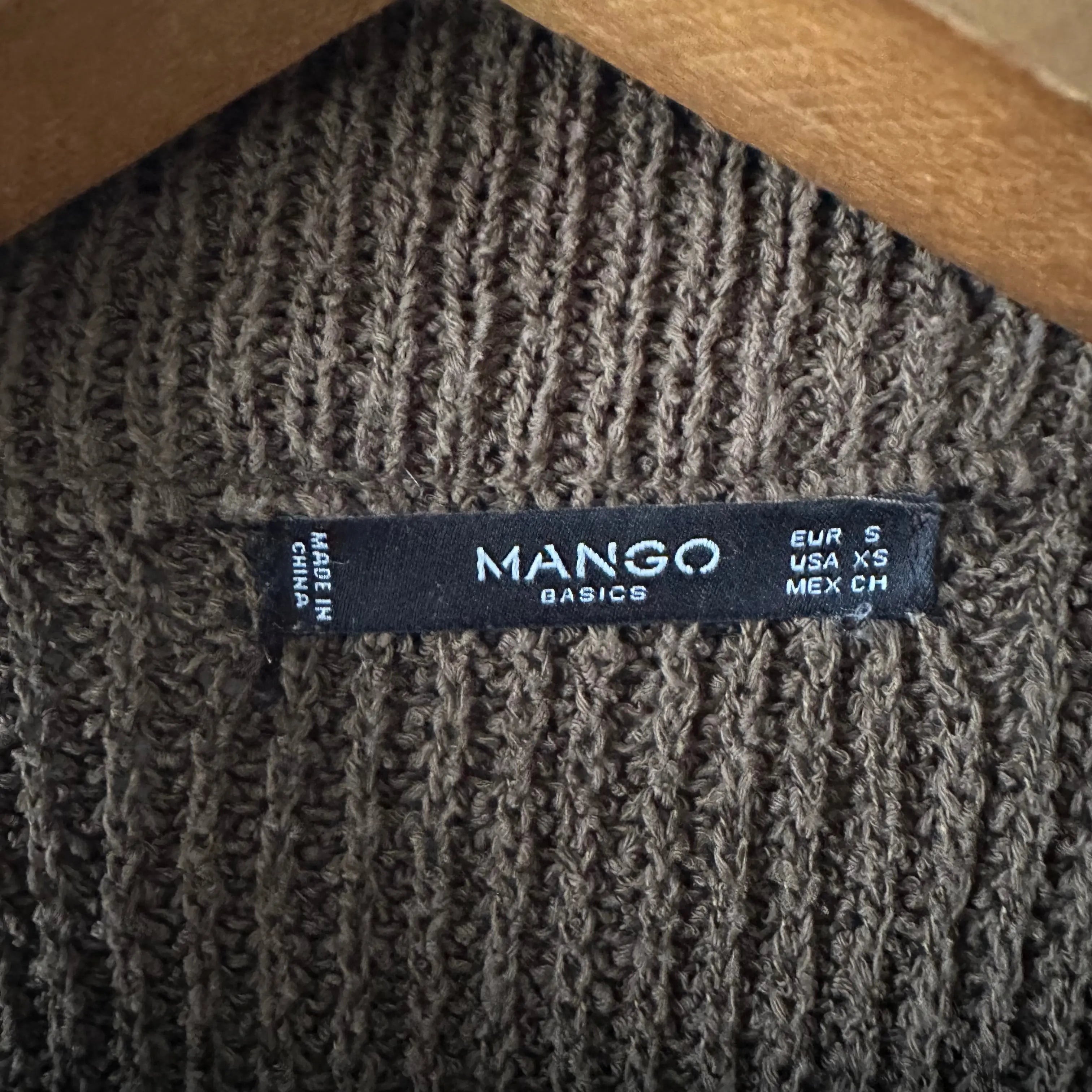 Mango neulostoppi S Bloomy Moon