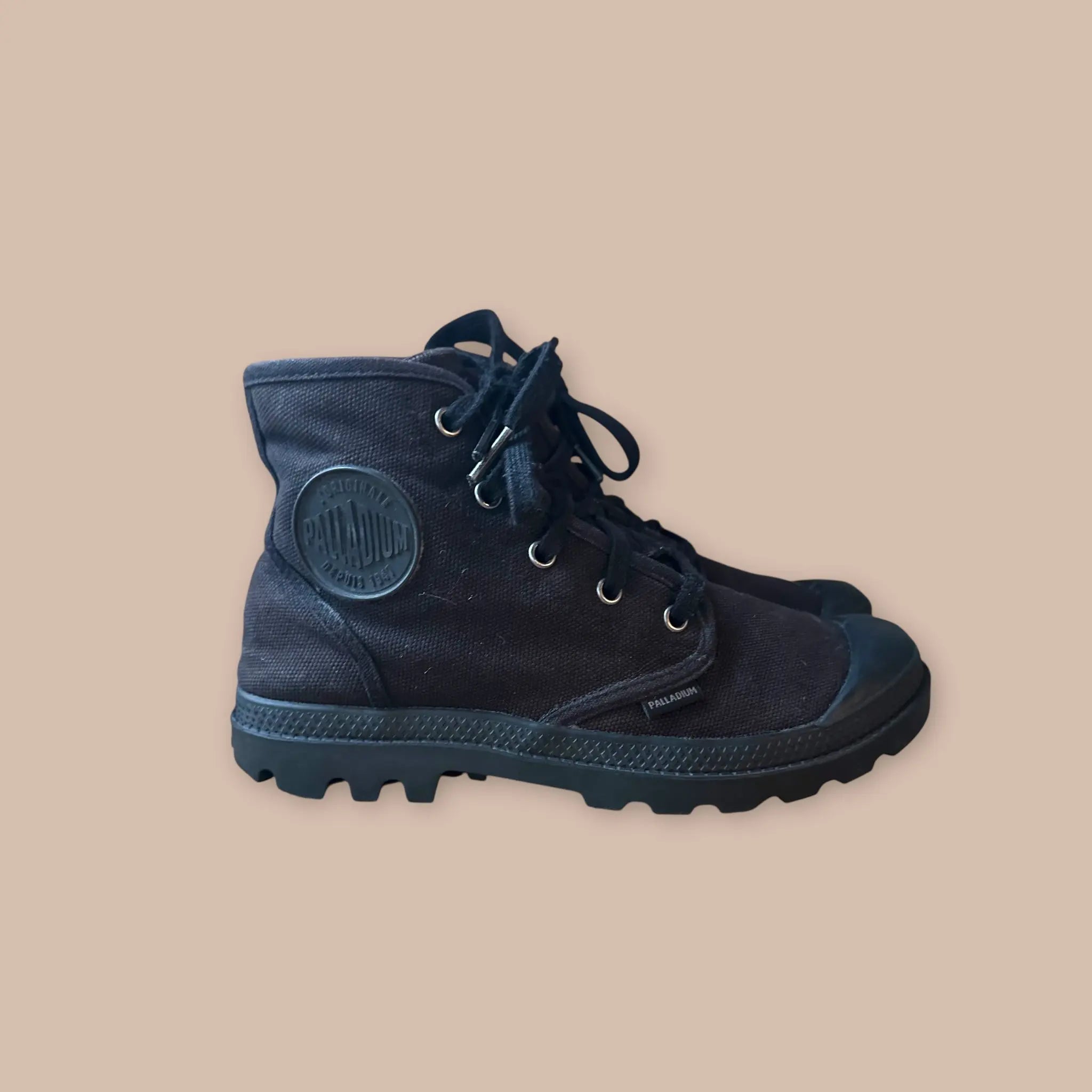 Palladium kengät 39 Bloomy Moon