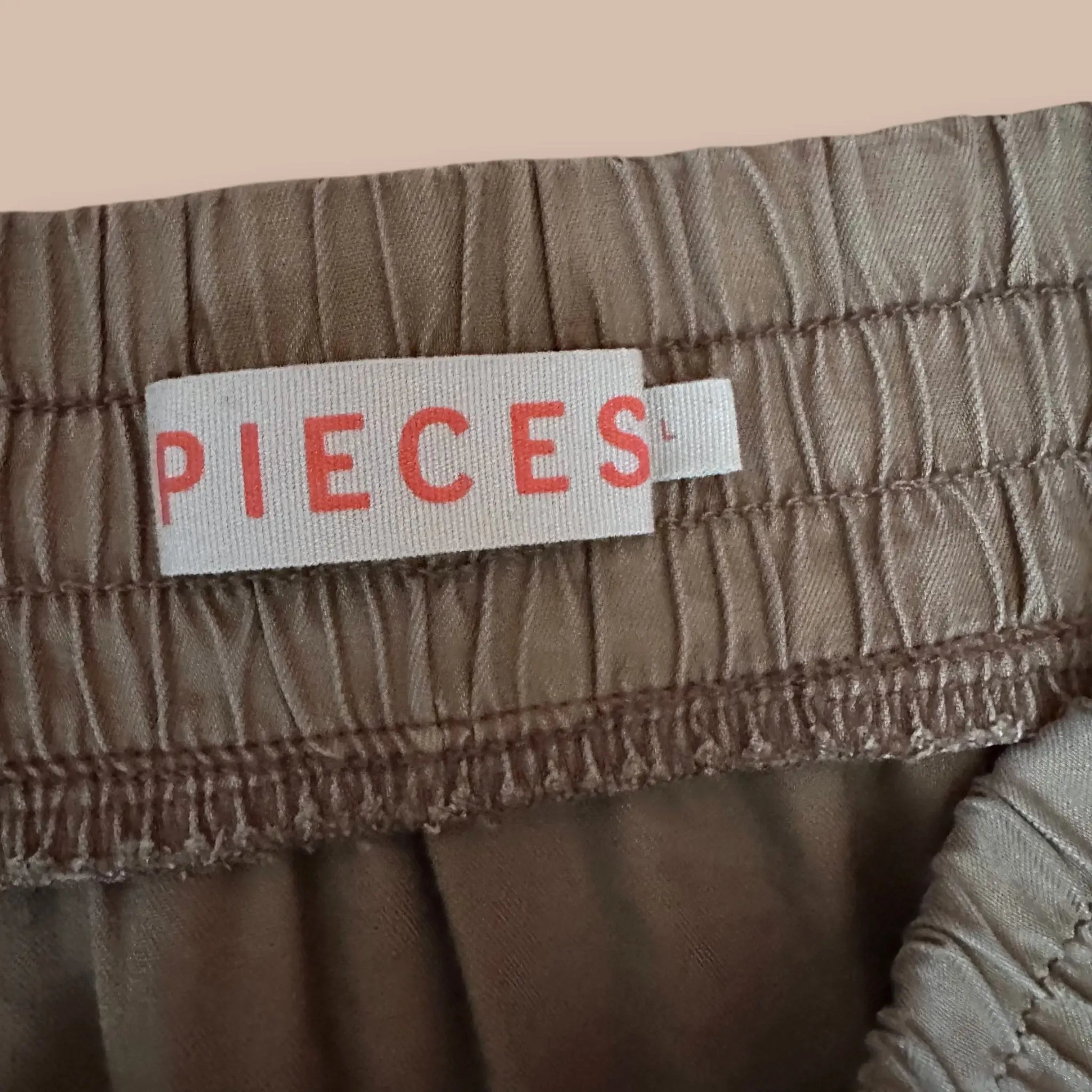 Pieces hame L Bloomy Moon
