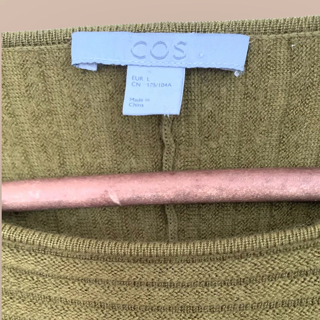 COS neule M/L Bloomy Moon