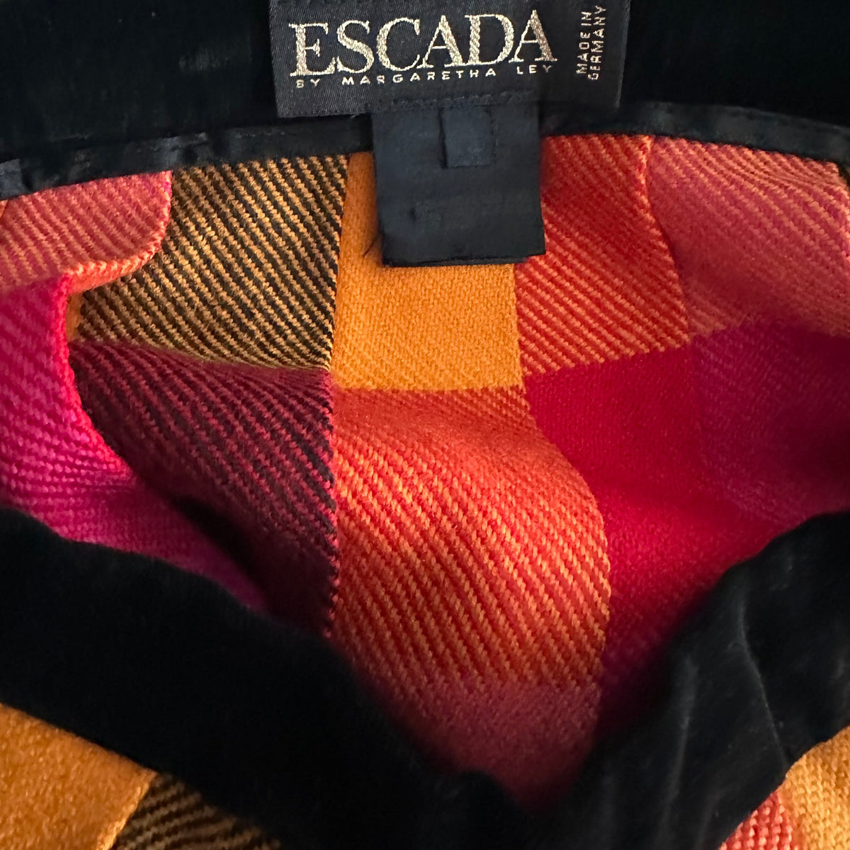Escada Bloomy Moon