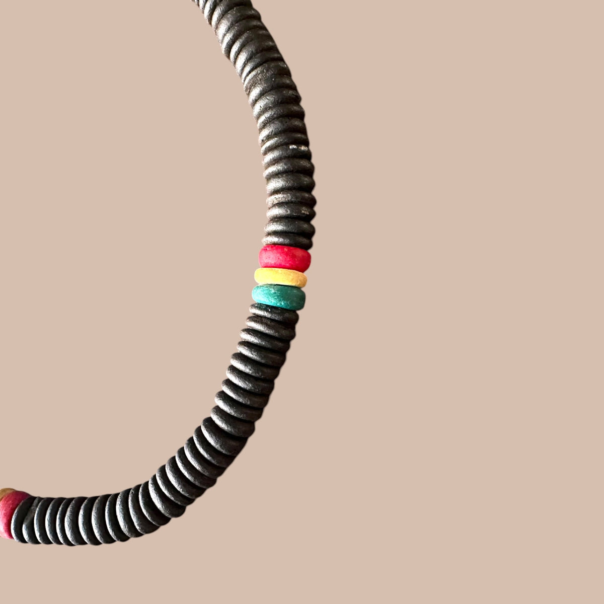 Rasta kaulakoru Bloomy Moon