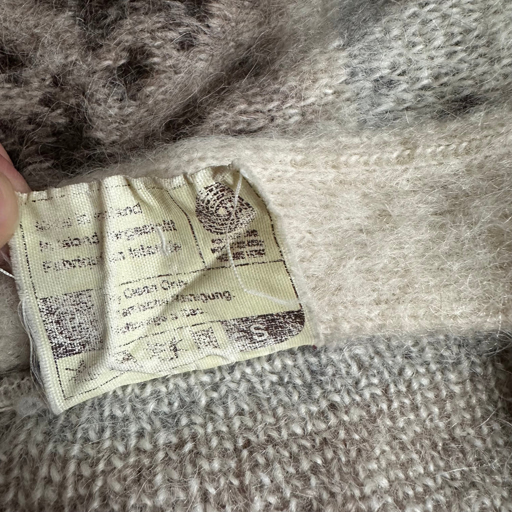 Iceland Hekla vintage villatakki S-L Bloomy Moon