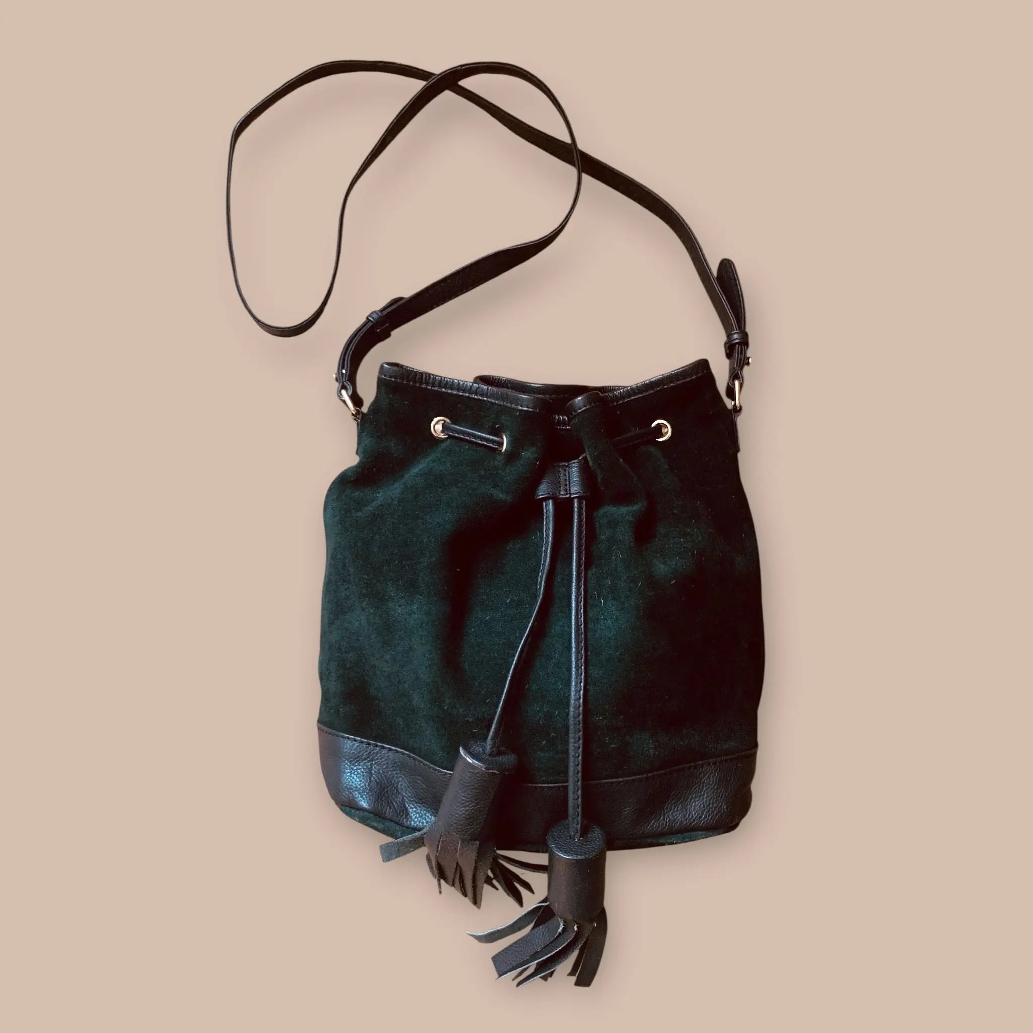 Asos mokkalaukku Bloomy Moon