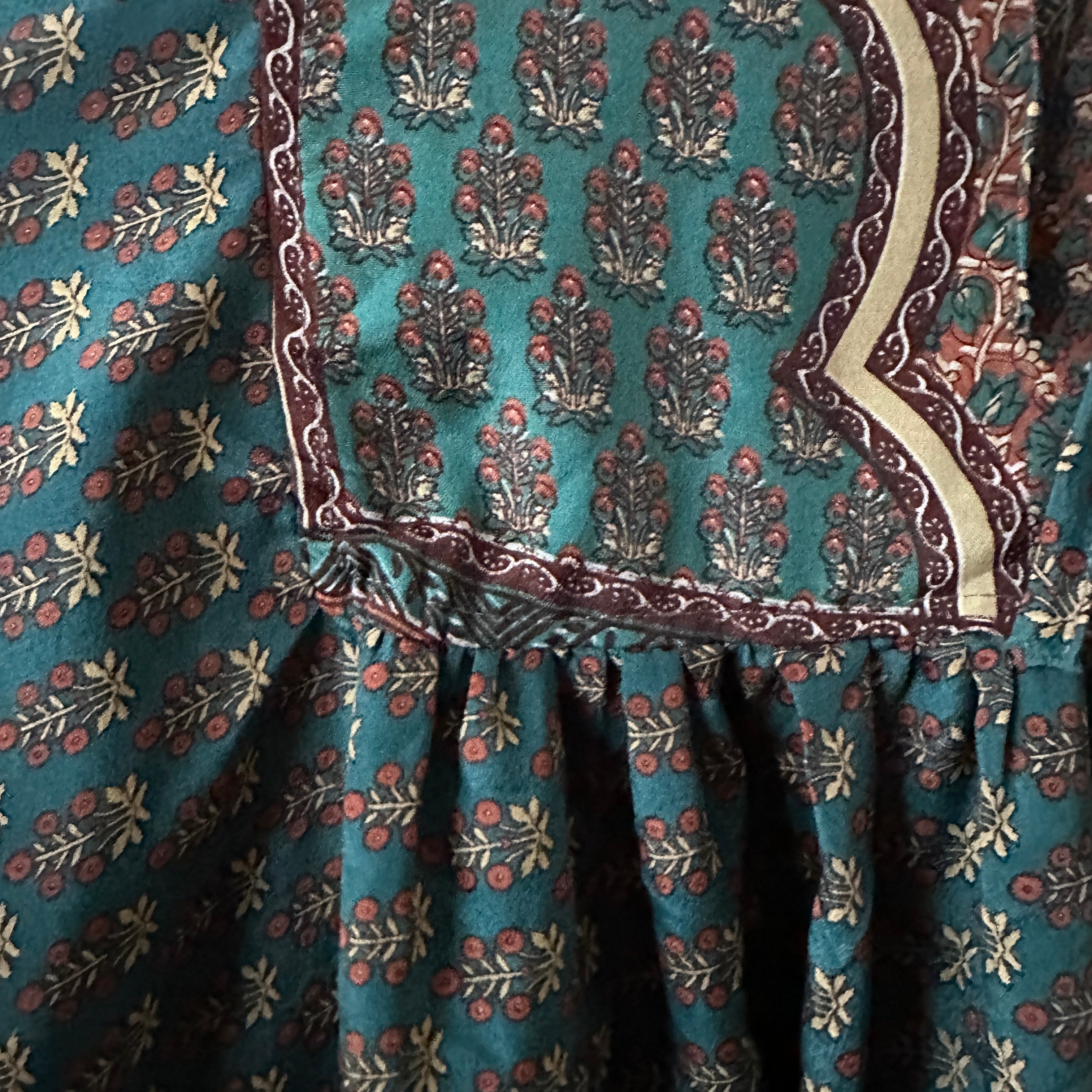 Indian Emporium mekko M/L Bloomy Moon