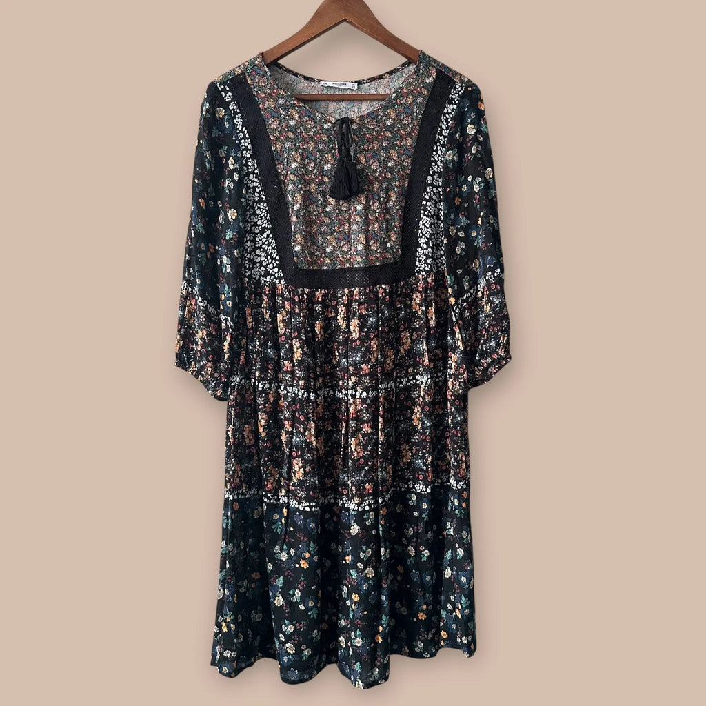 Pull&Bear viskoosimekko M Bloomy Moon