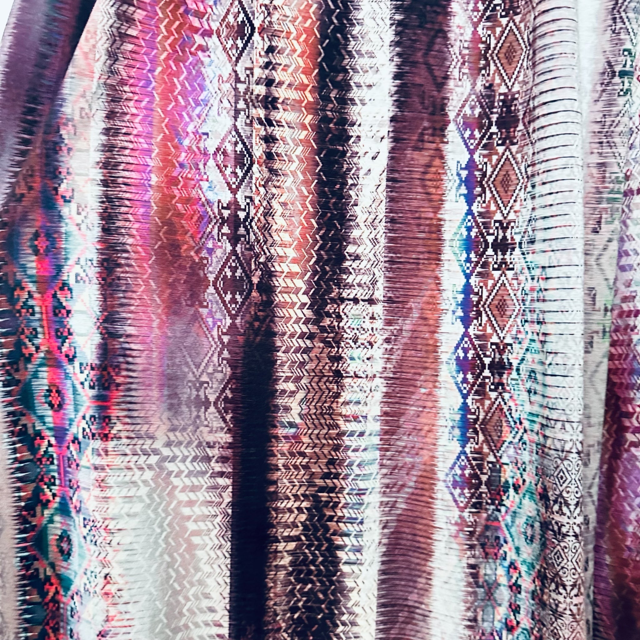 Violetti aztec-hame 44