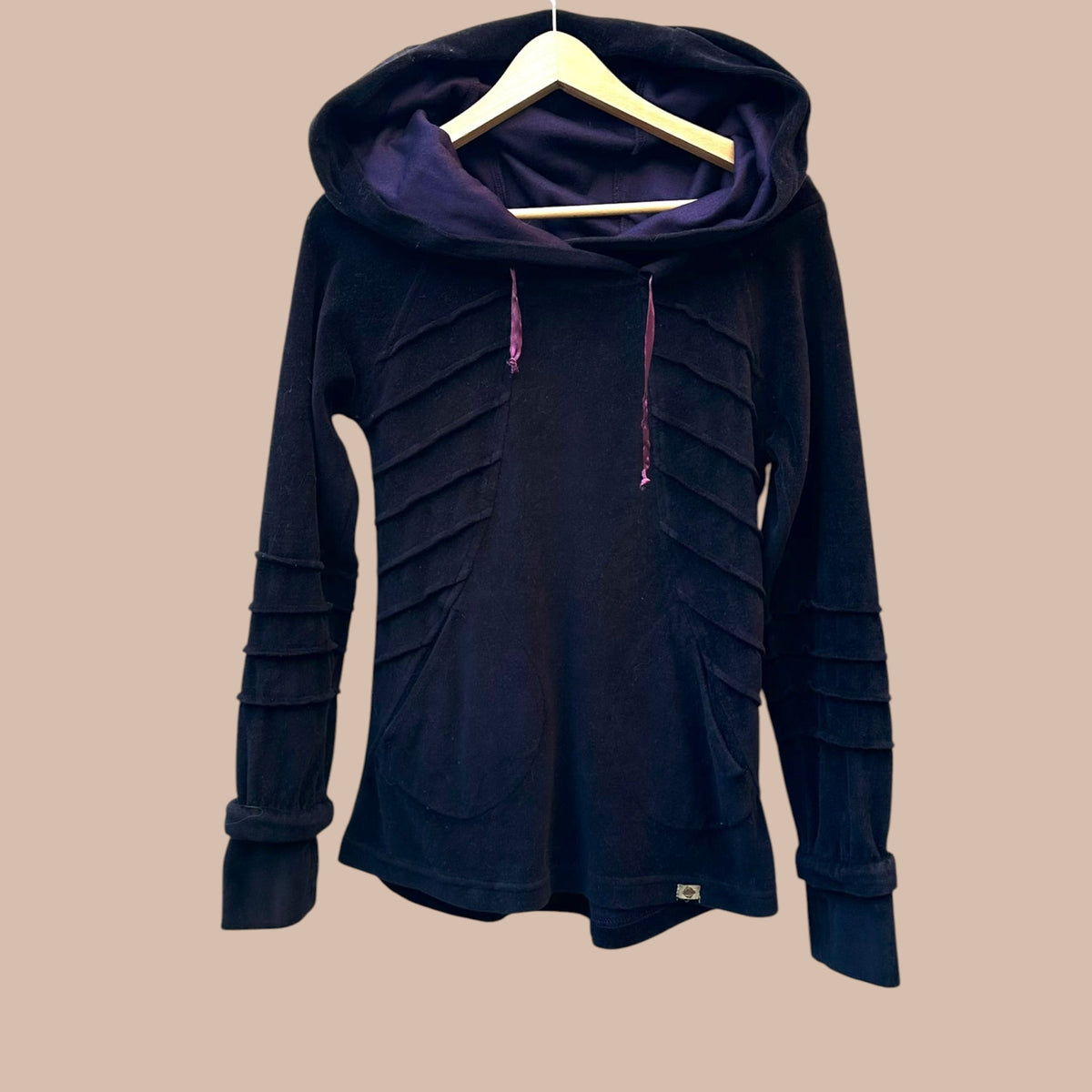 Violetti velourhuppari Bloomy Moon