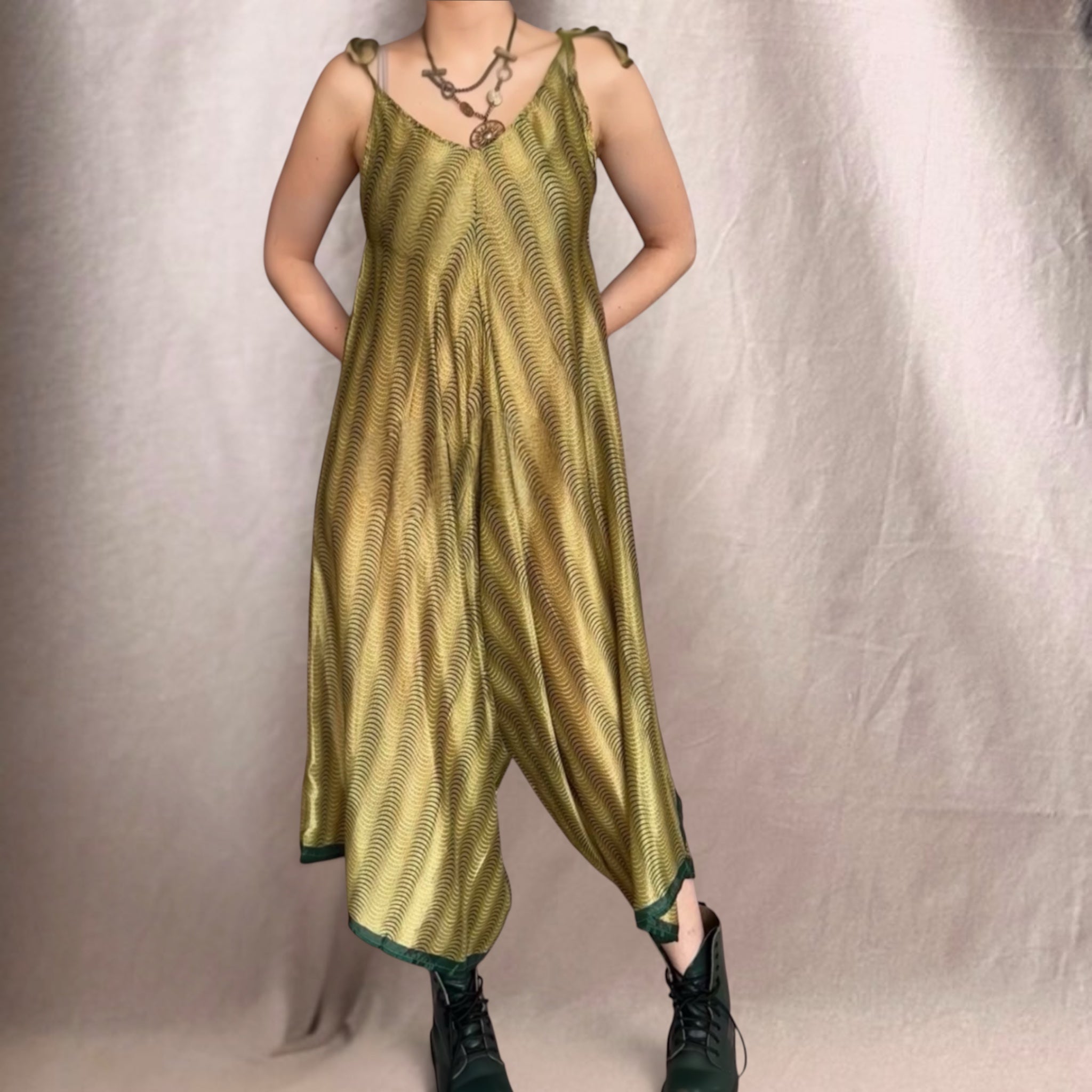 Cosmosyr silkkihaalari XS-L Bloomy Moon