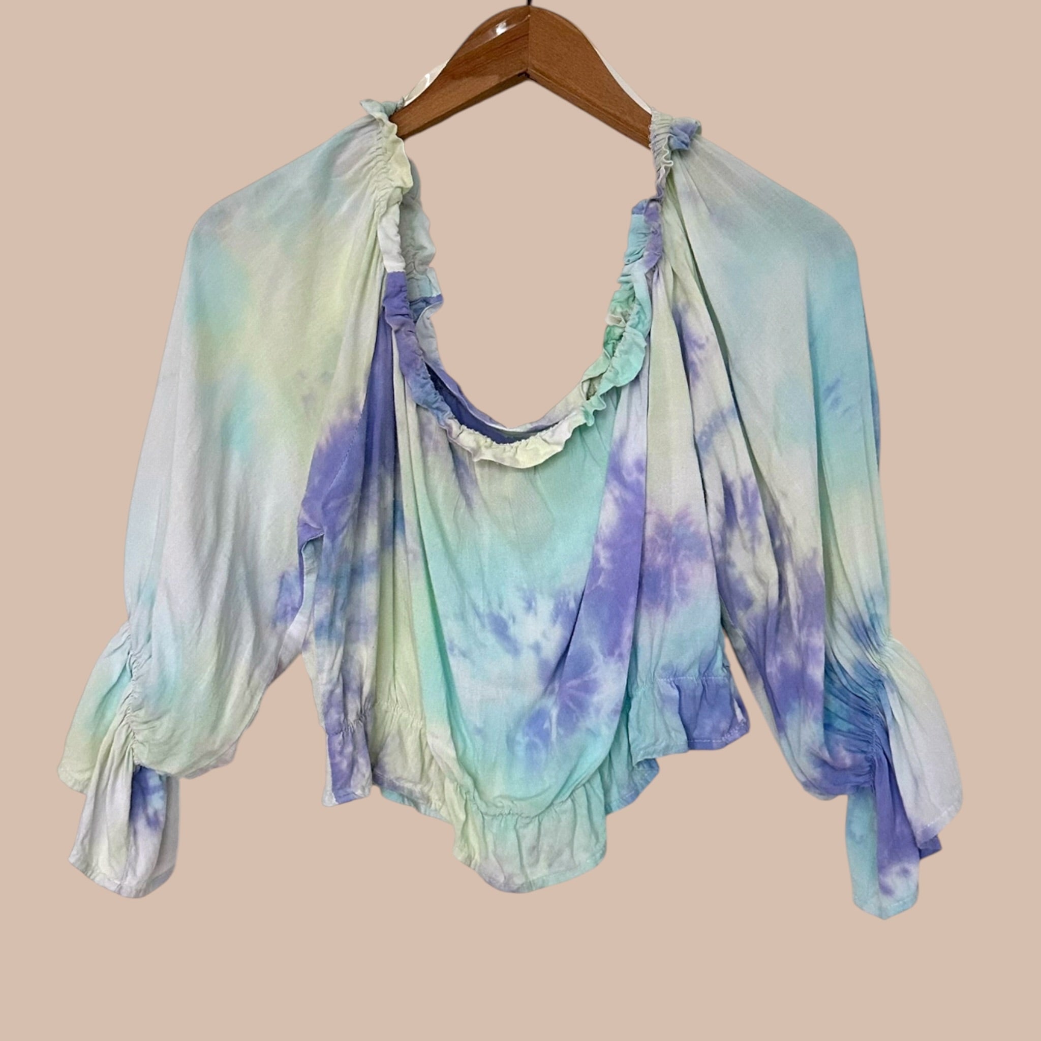Off-shoulder batiikkipaita XL