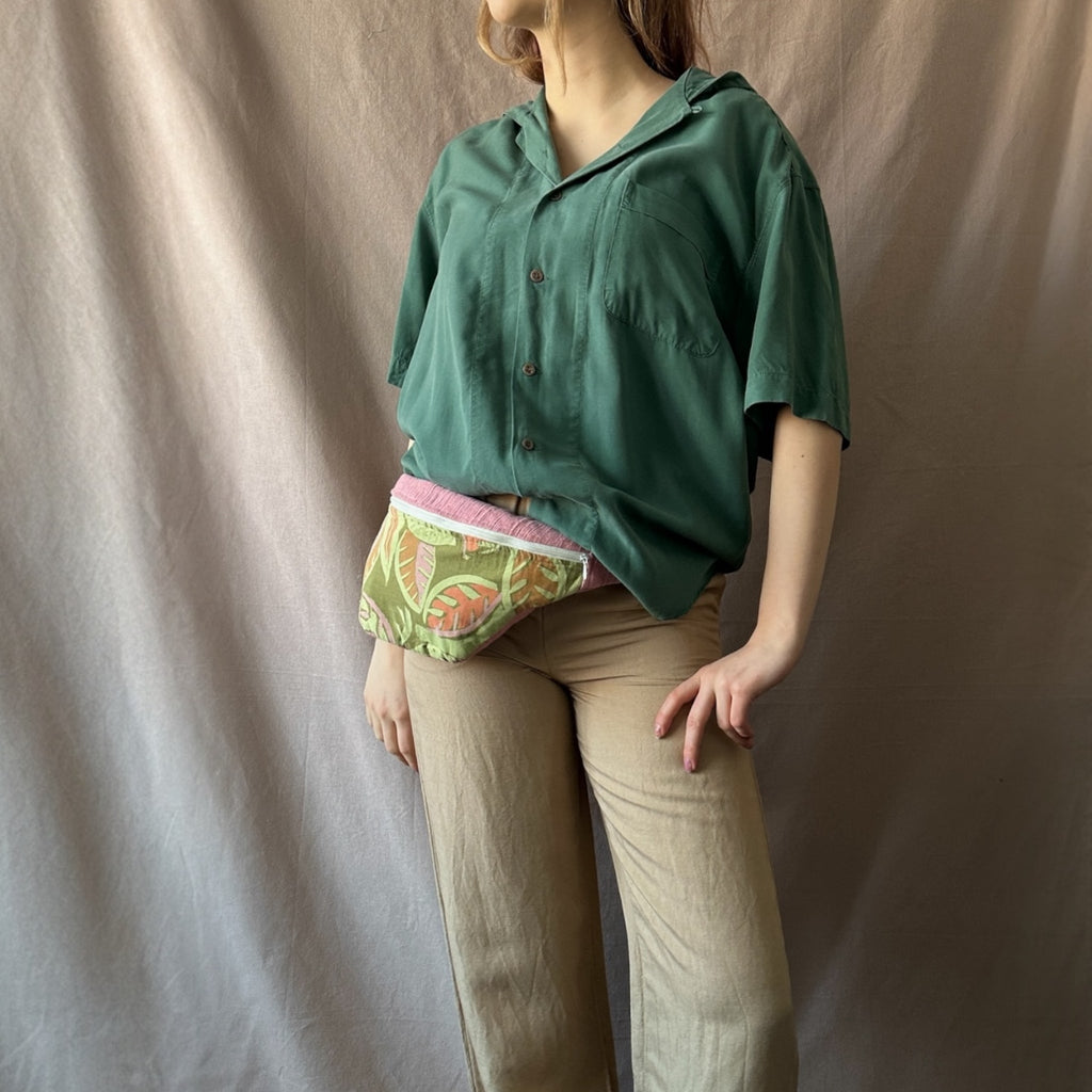 Handmade vyölaukku Bloomy Moon