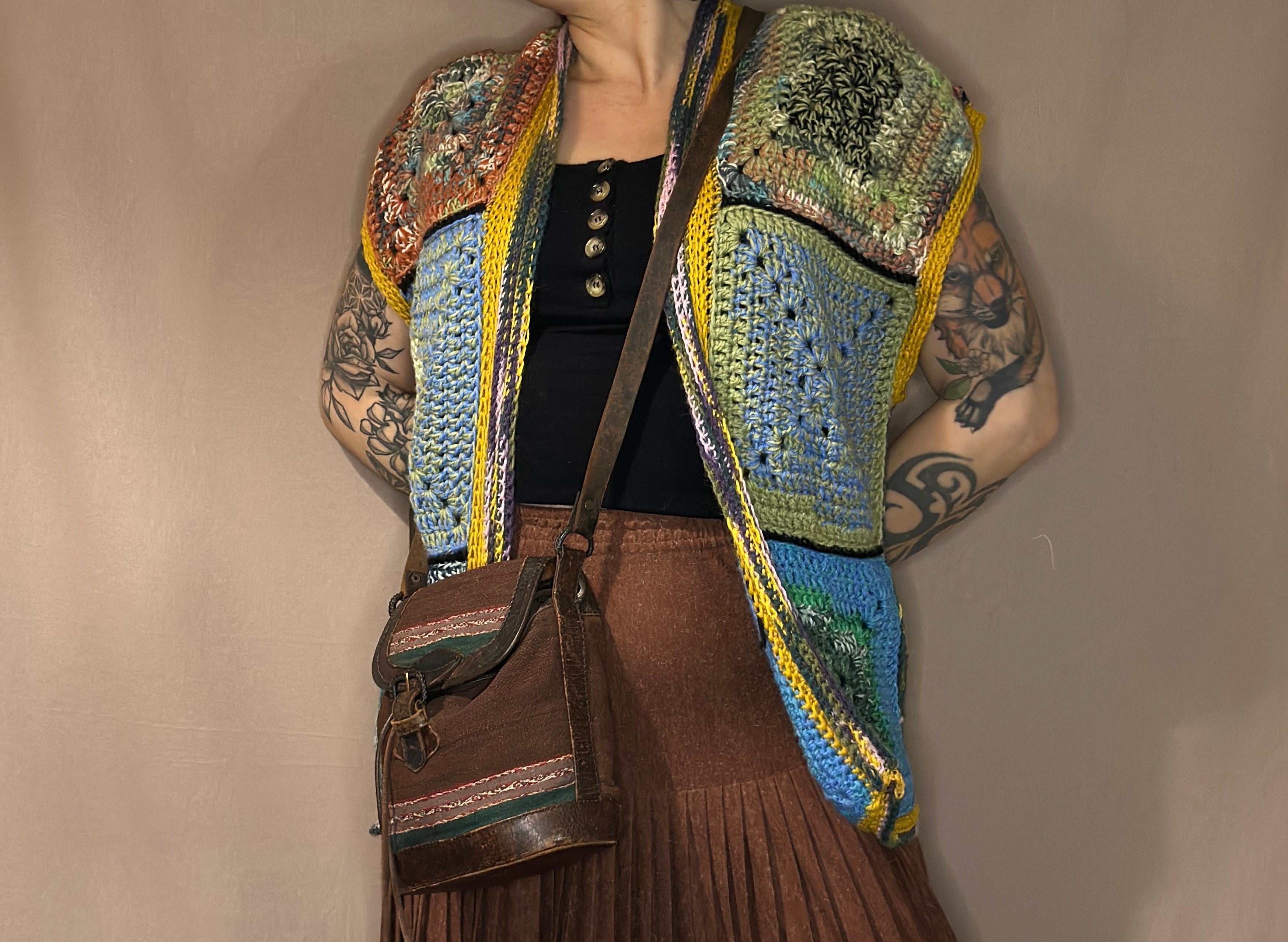 Handmade neuleliivi Bloomy Moon