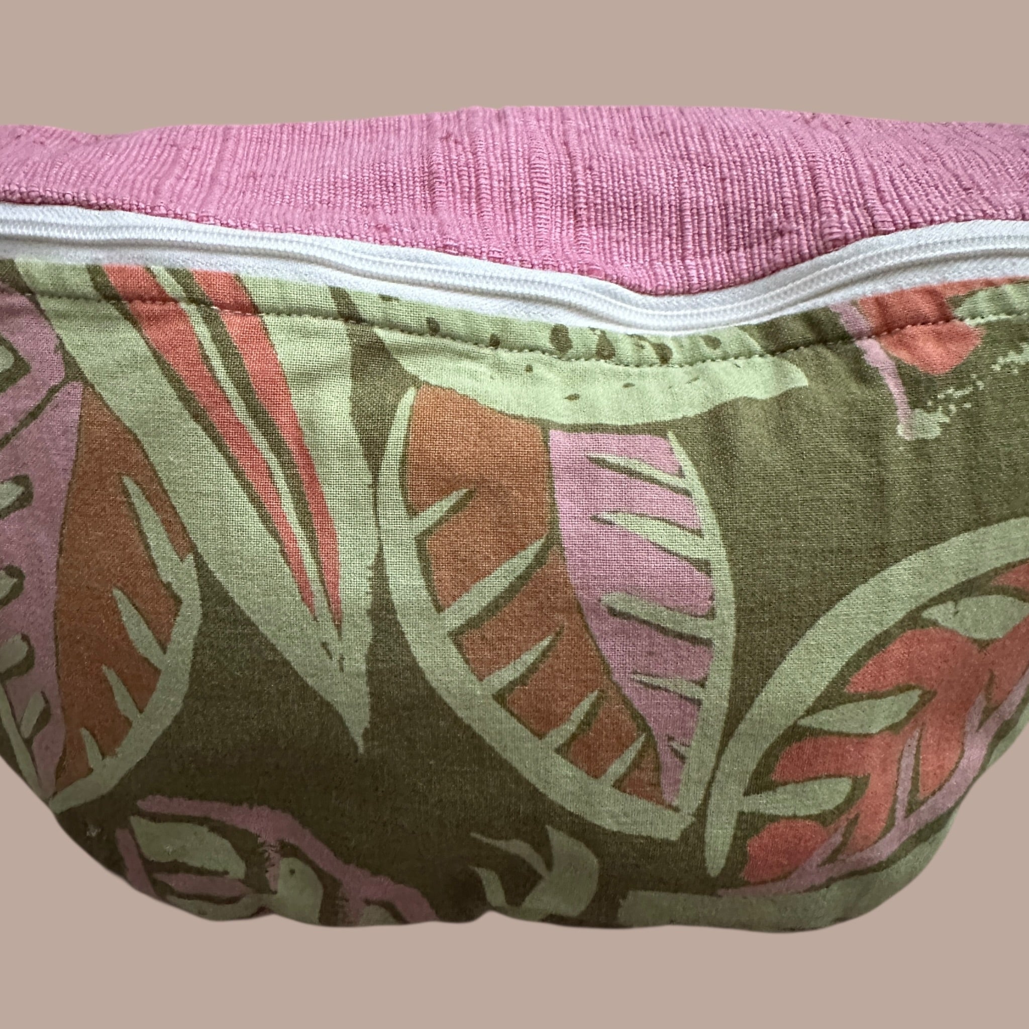 Handmade vyölaukku Bloomy Moon