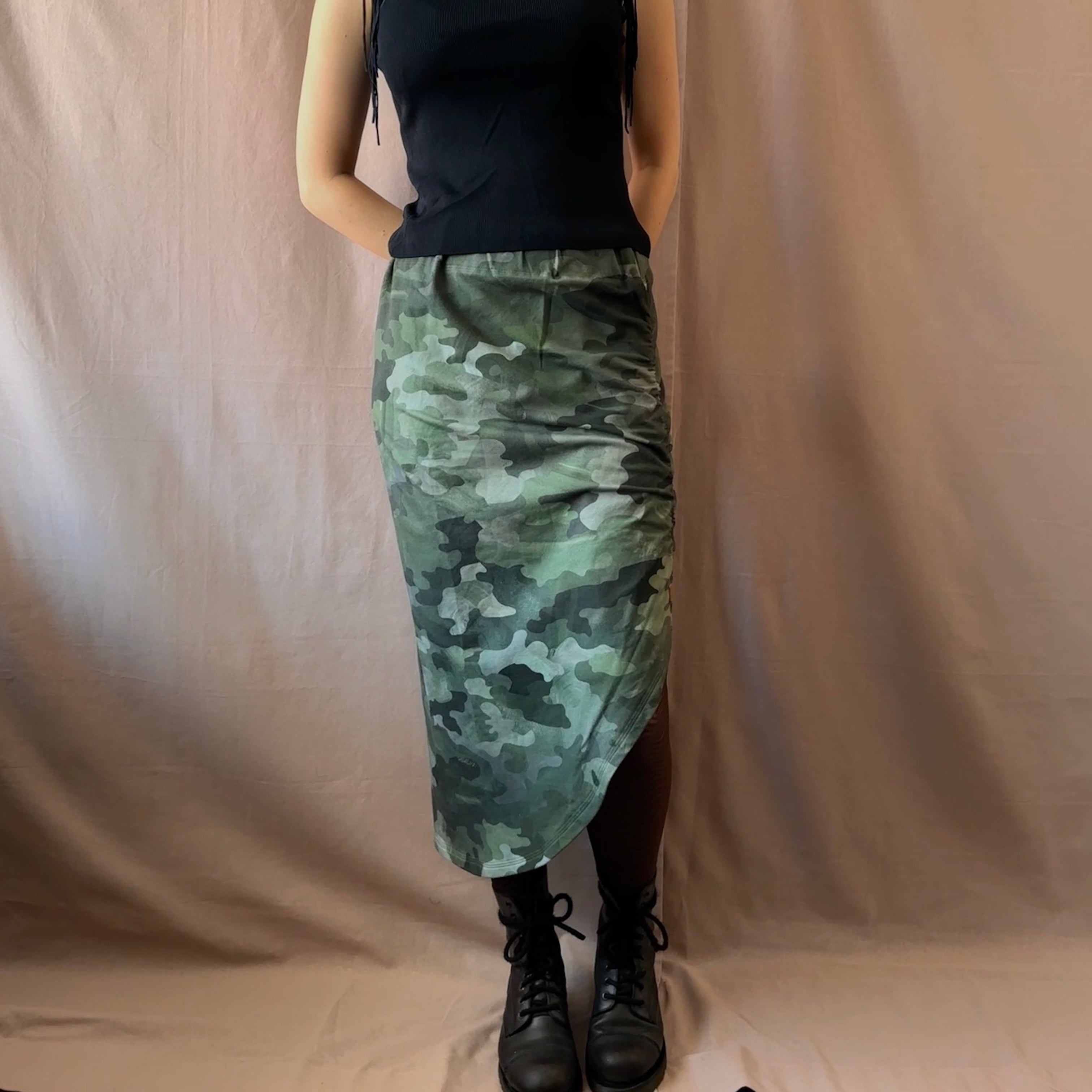 Ommellinen hame L-XL Bloomy Moon