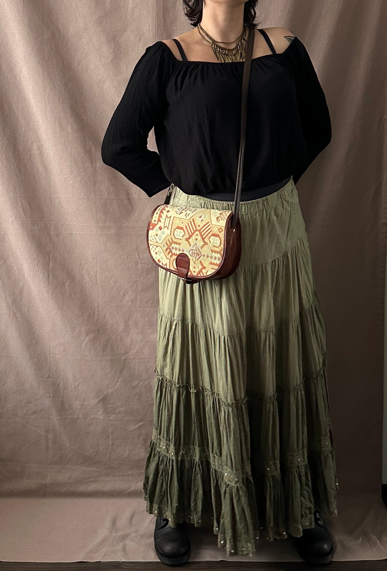 Vintage nahkalaukku Bloomy Moon