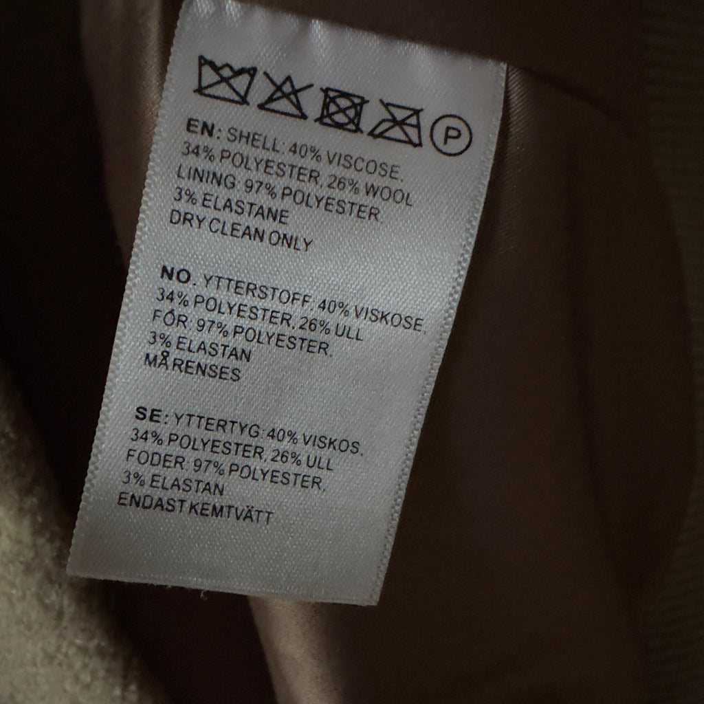 Bik Bok villasekoite bomber L Bloomy Moon