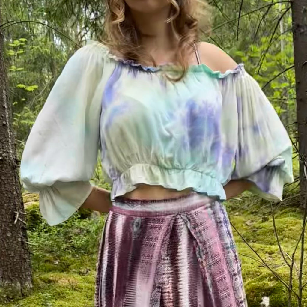 Off-shoulder batiikkipaita XL