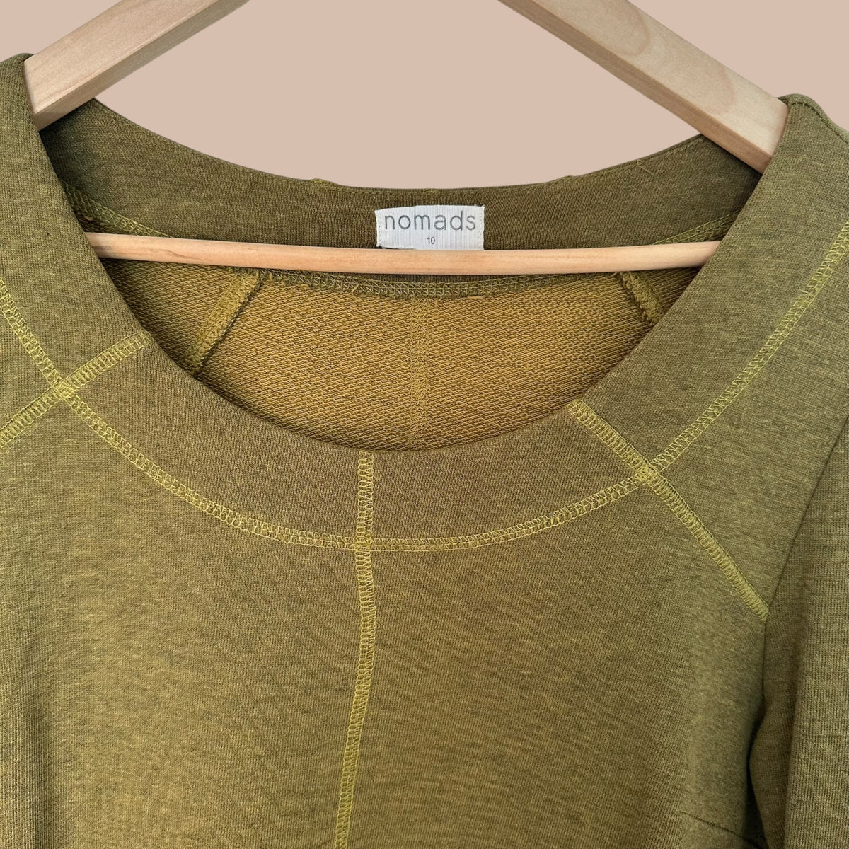 Nomads collegetunika S