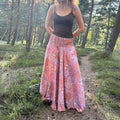 Leveälahkeiset housut (freesize) Bloomy Moon