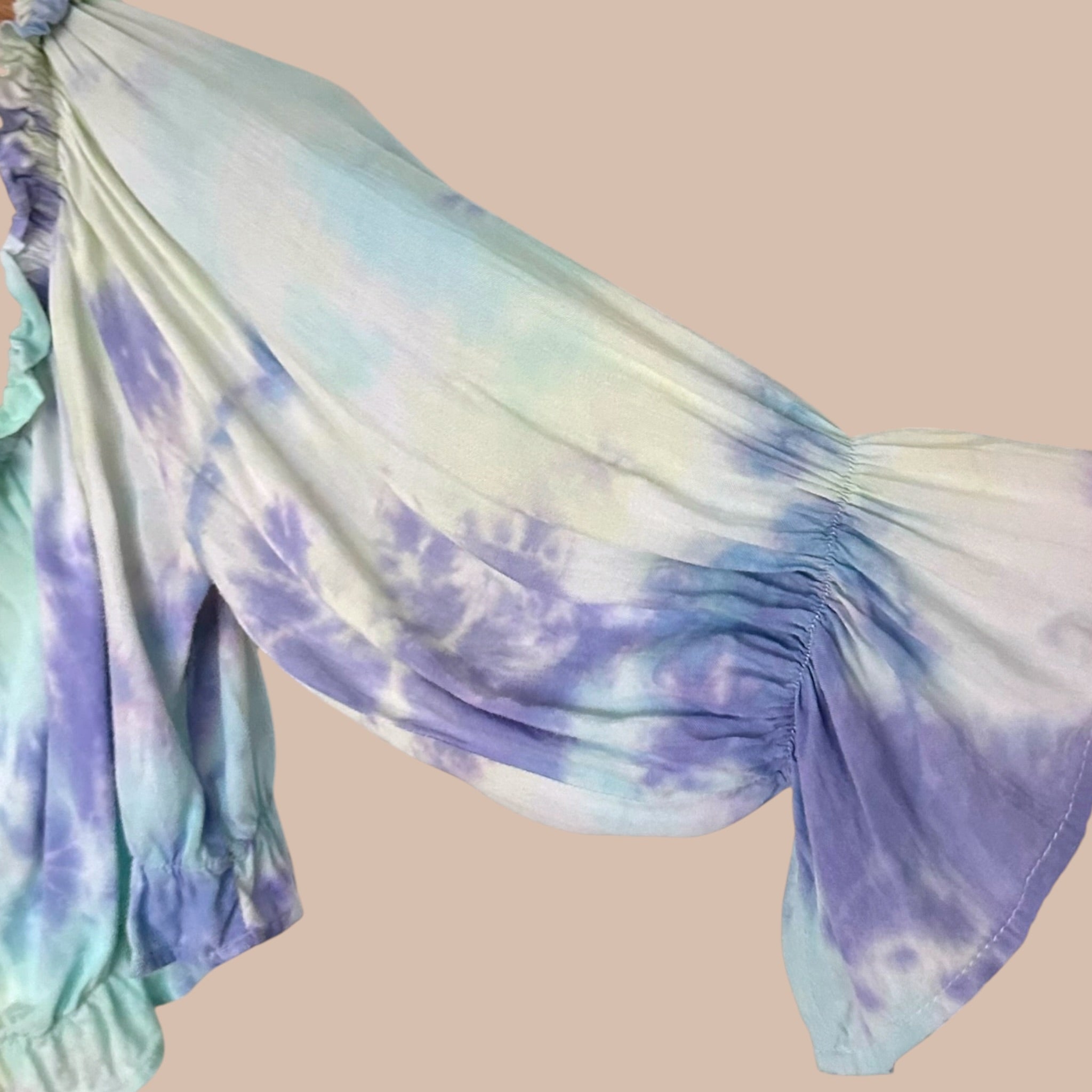 Off-shoulder batiikkipaita XL