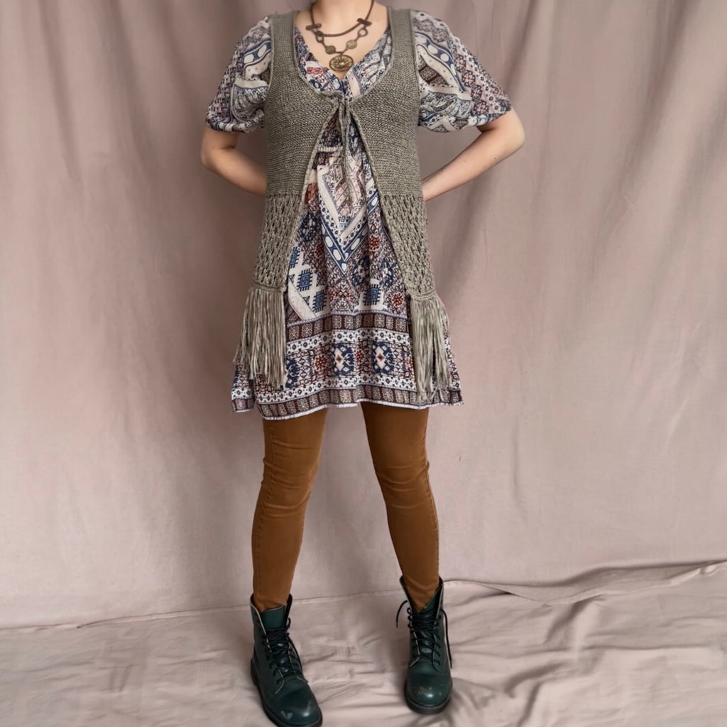 Indiska hapsuliivi S Bloomy Moon