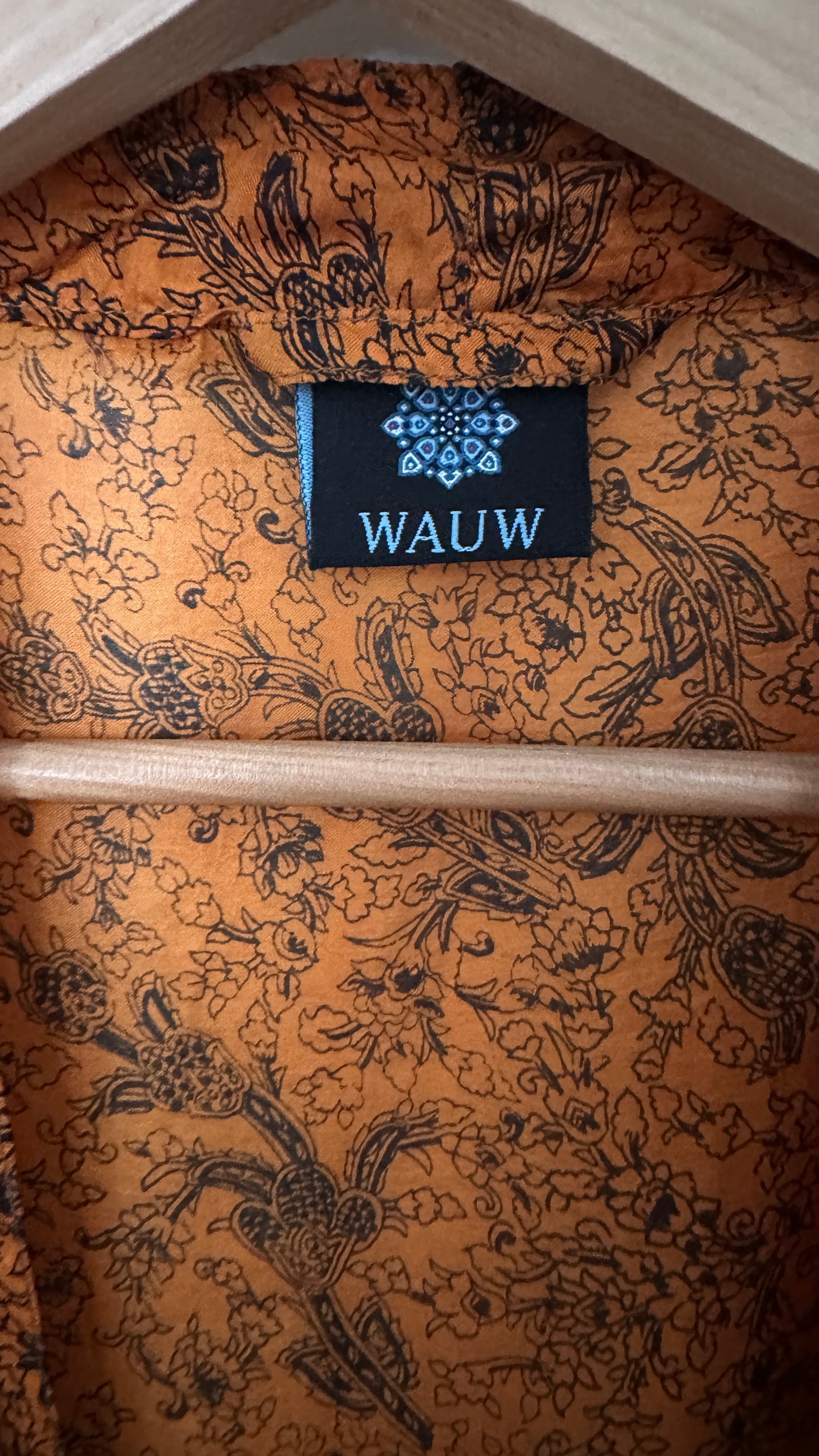 Wauw  silkkipaita S-L Bloomy Moon