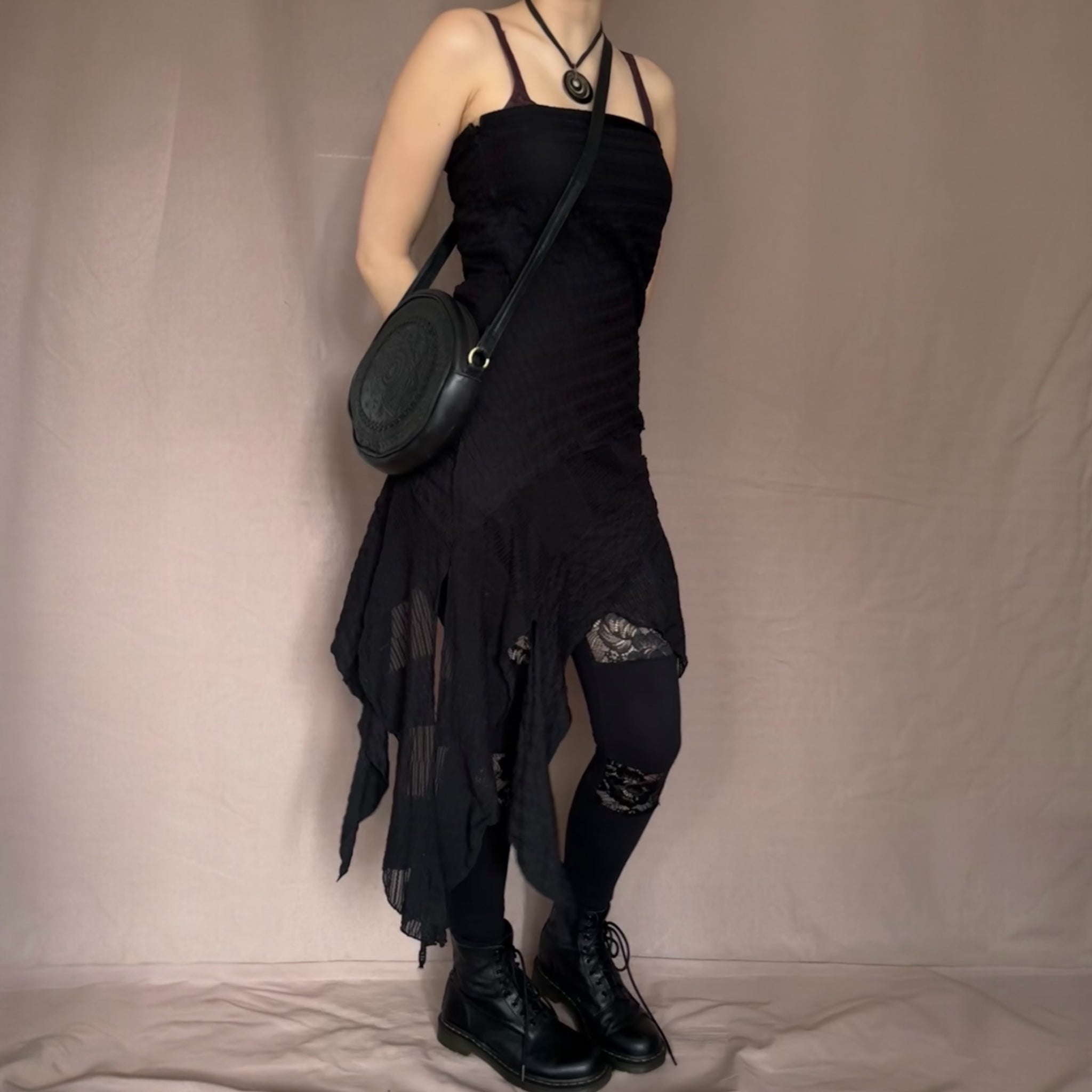 Urban Outfitters pitsimekko M/L Bloomy Moon
