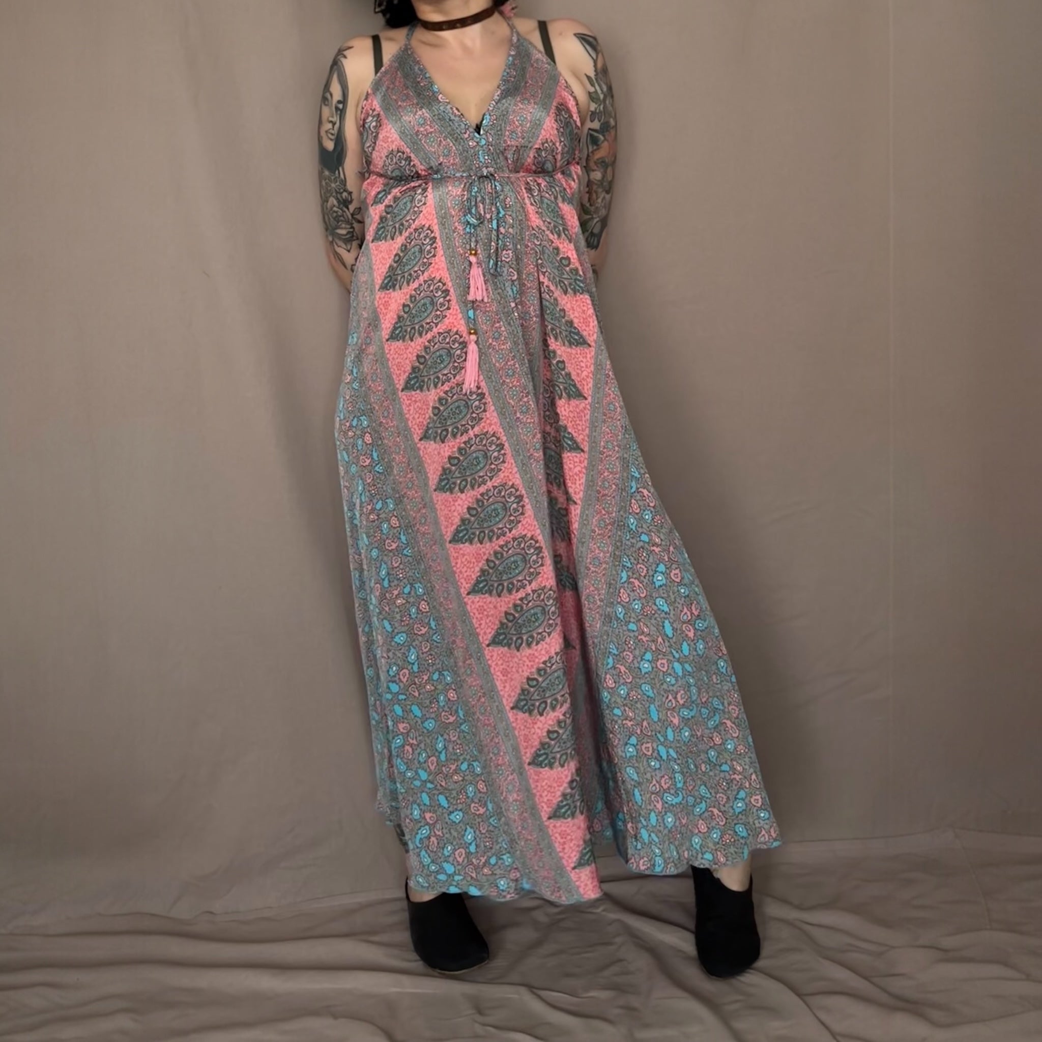Intialainen maximekko S-L Bloomy Moon