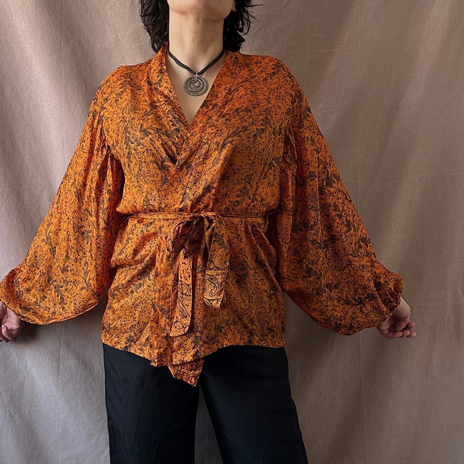 Wauw  silkkipaita S-L Bloomy Moon