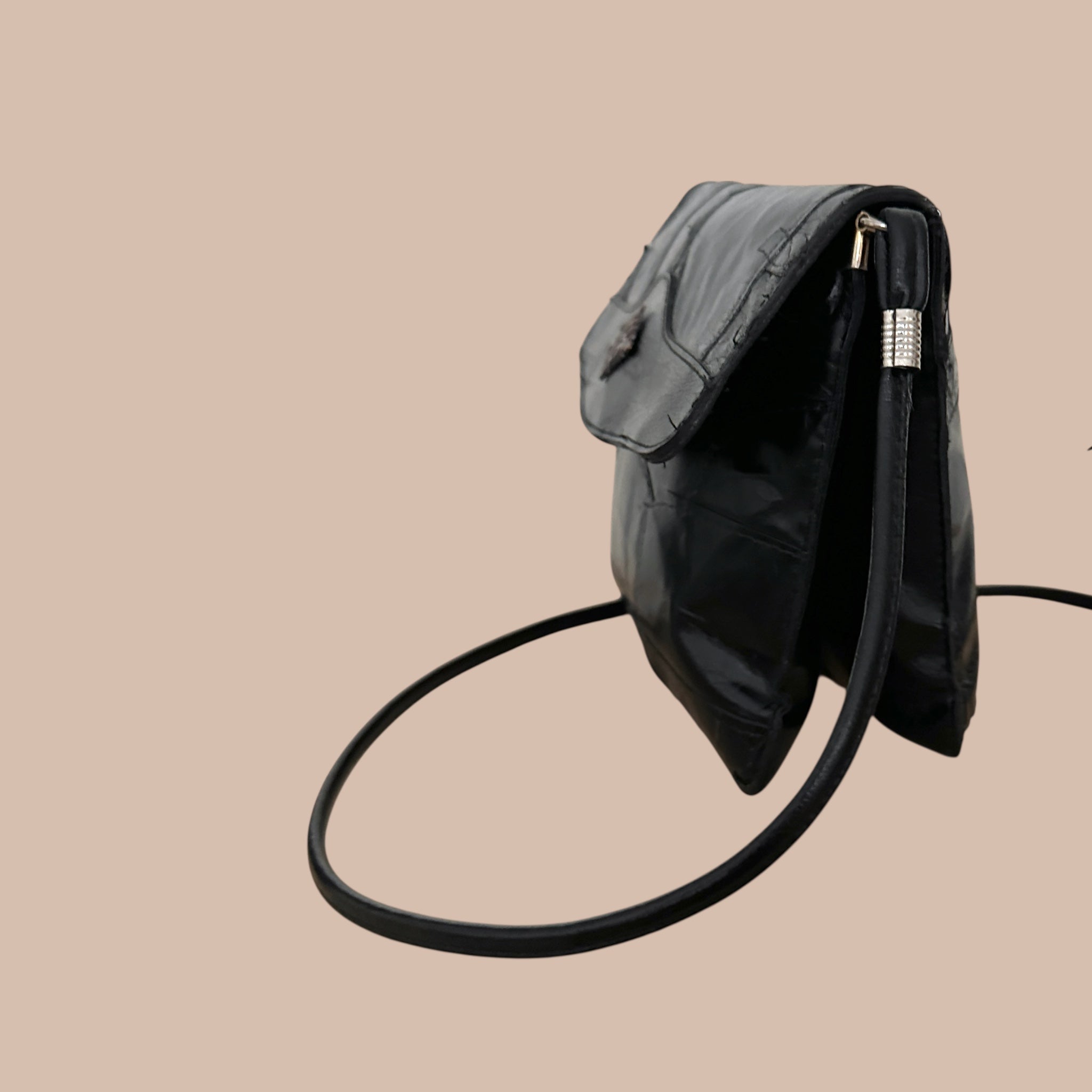 Vintage nahkalaukku Bloomy Moon