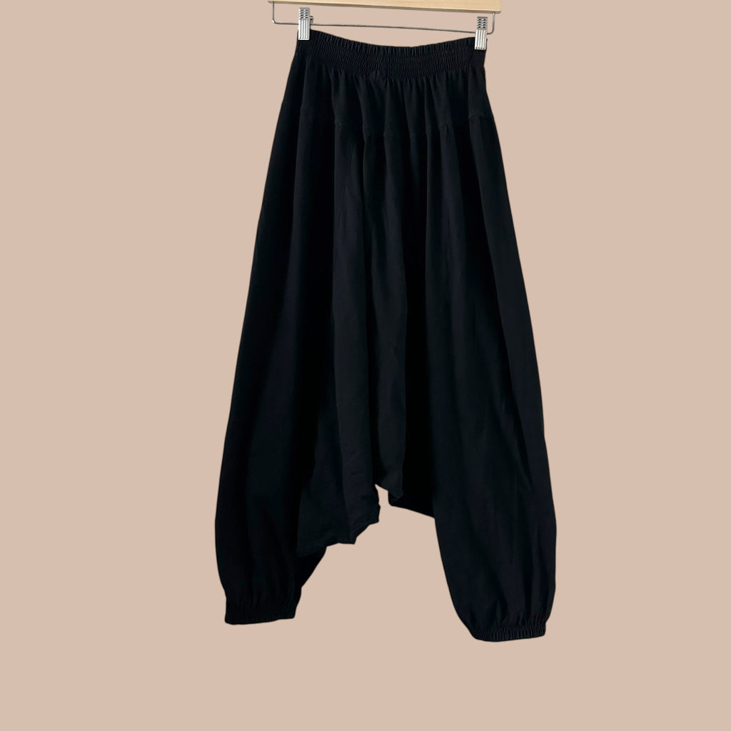 Norhult mustat haaremihousut (freesize) Bloomy Moon