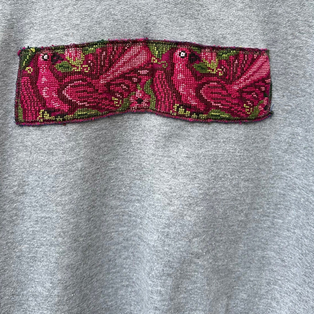 Uusi Mayan Crafts huppari XL Bloomy Moon