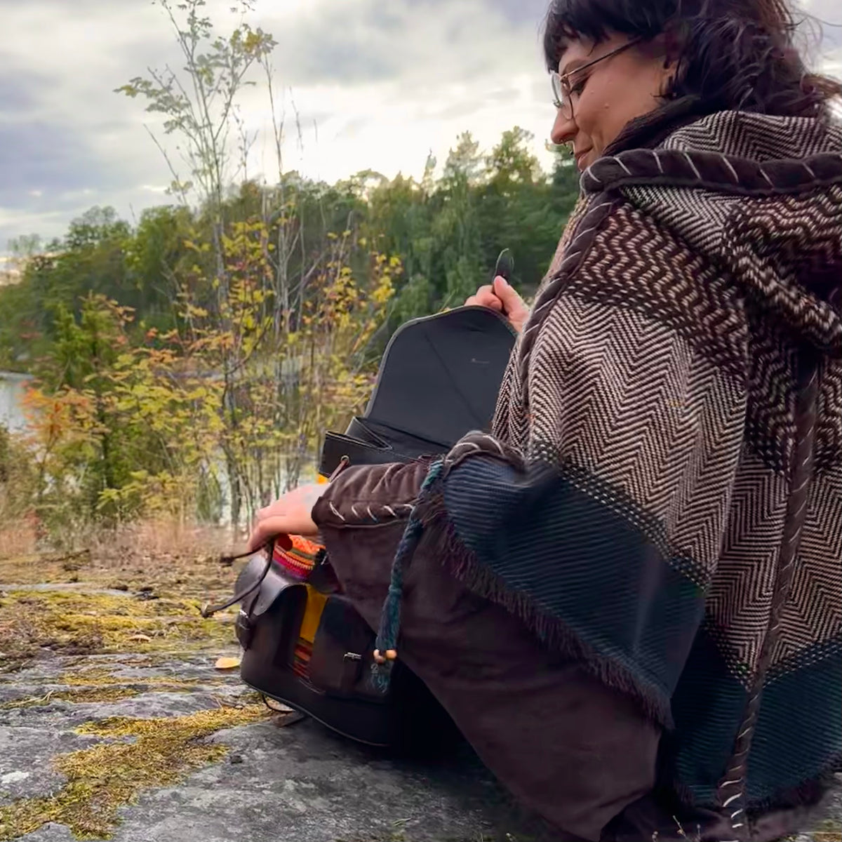 Hupullinen poncho