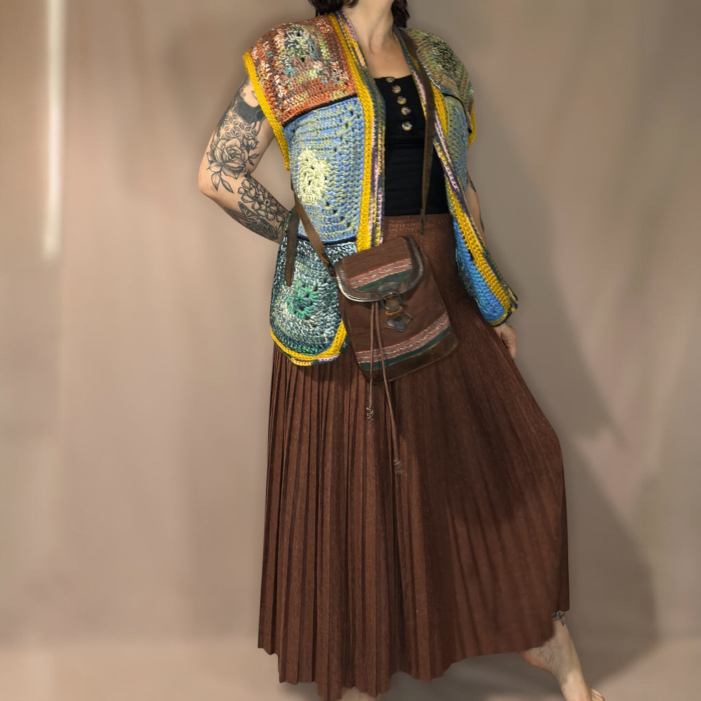 Handmade neuleliivi Bloomy Moon