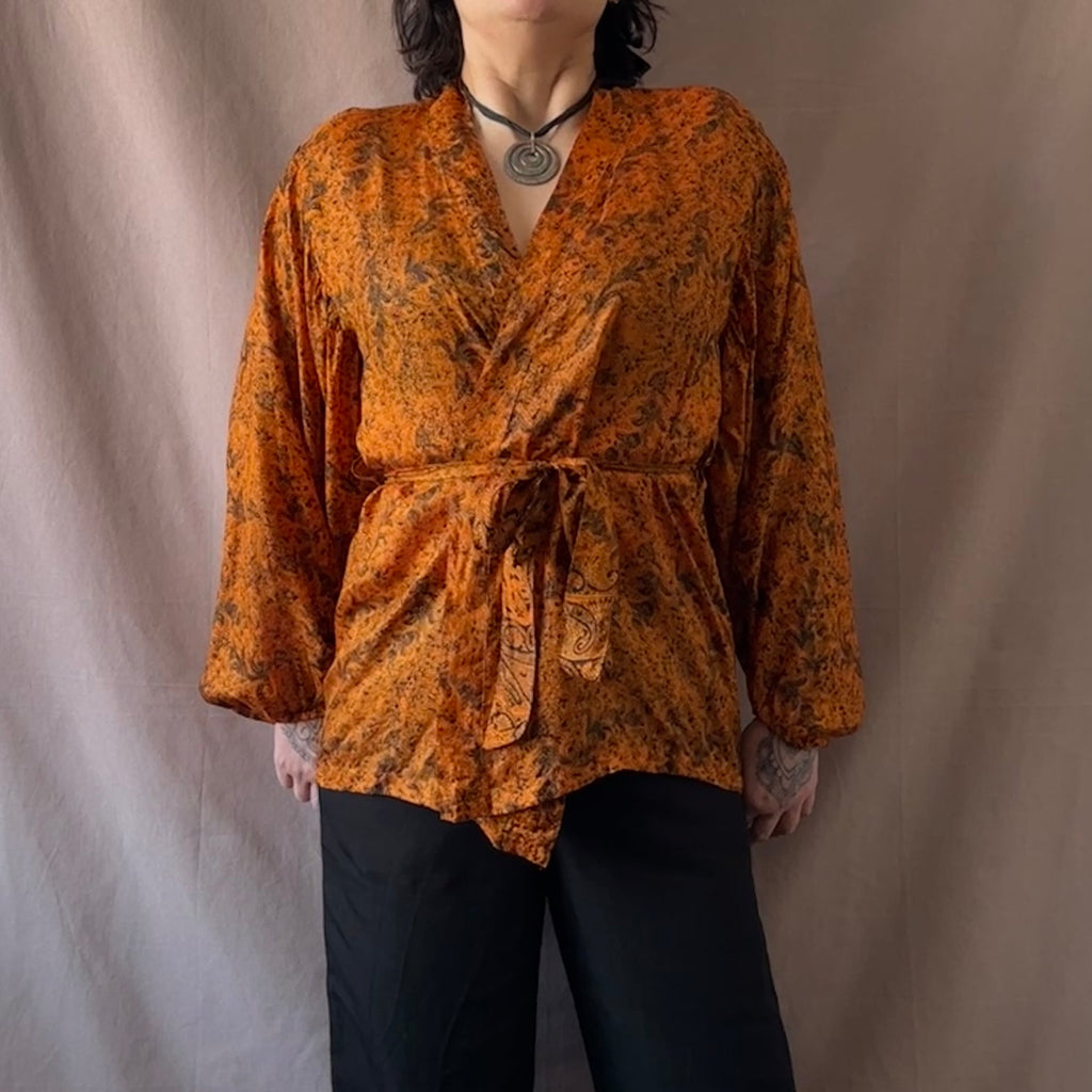 Wauw  silkkipaita S-L Bloomy Moon