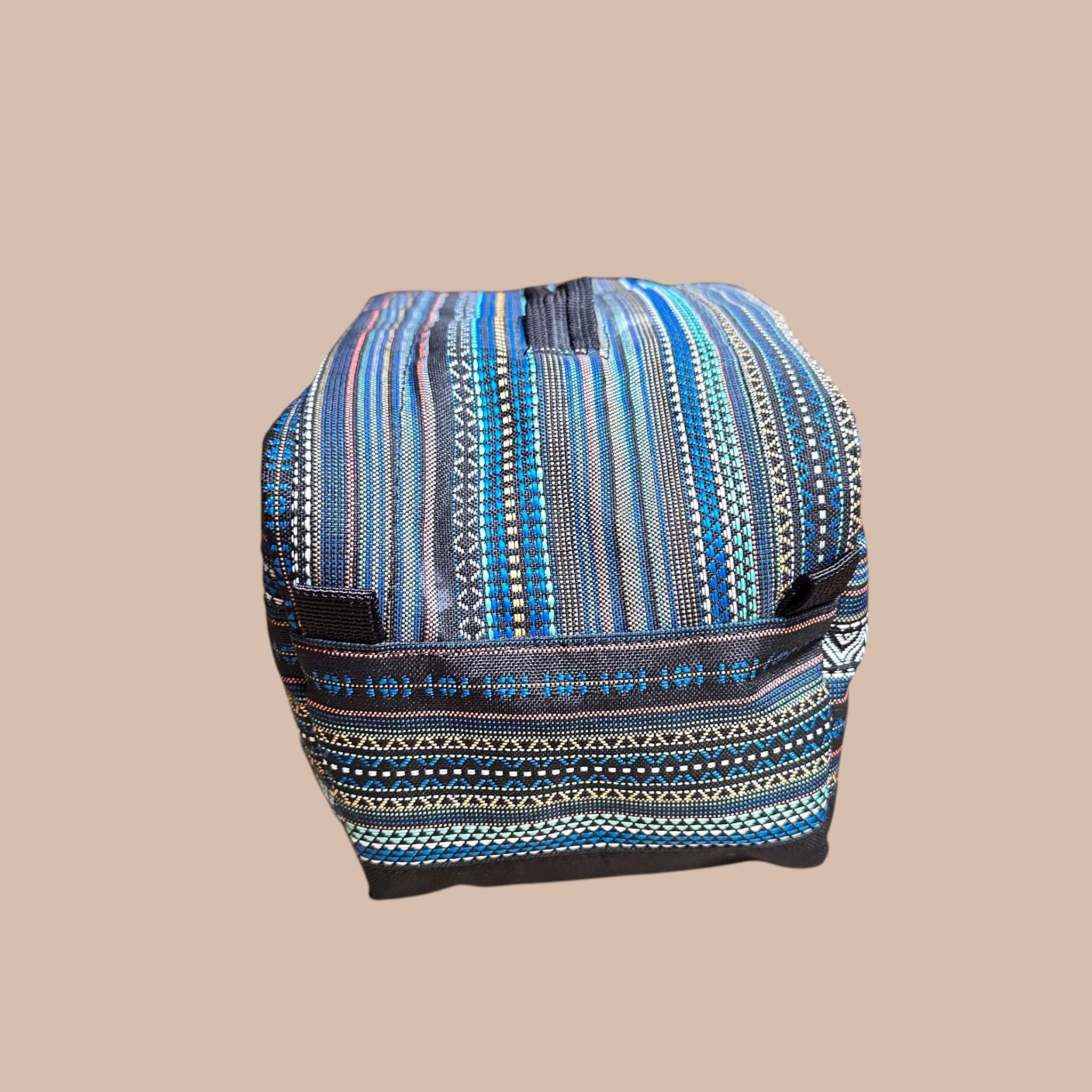 Dakine kosmetiikkalaukku Bloomy Moon