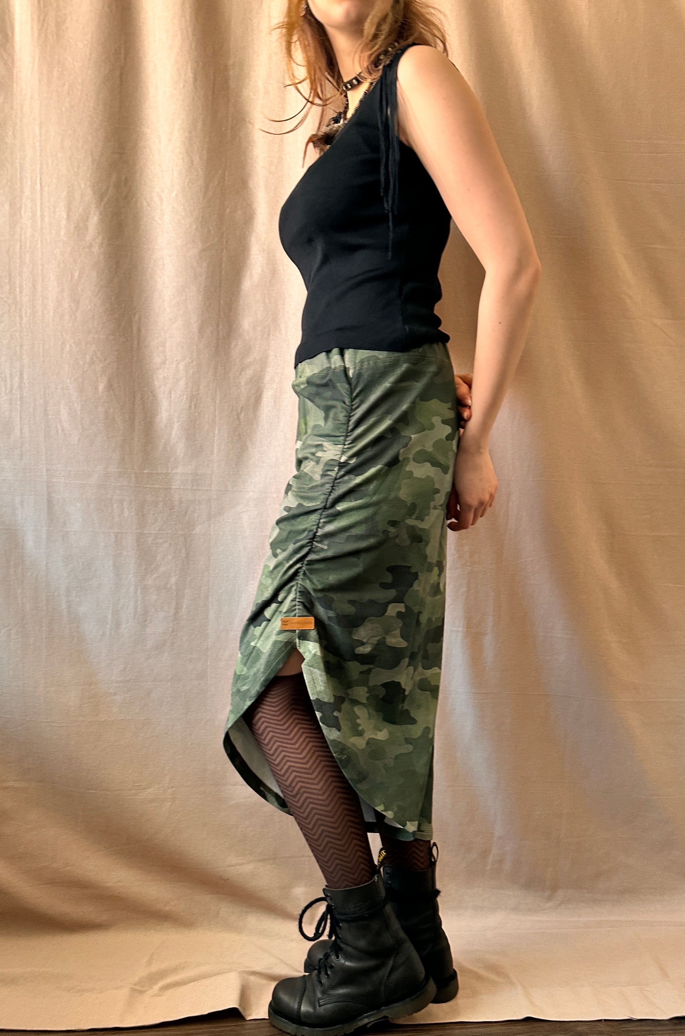 Ommellinen hame L-XL Bloomy Moon