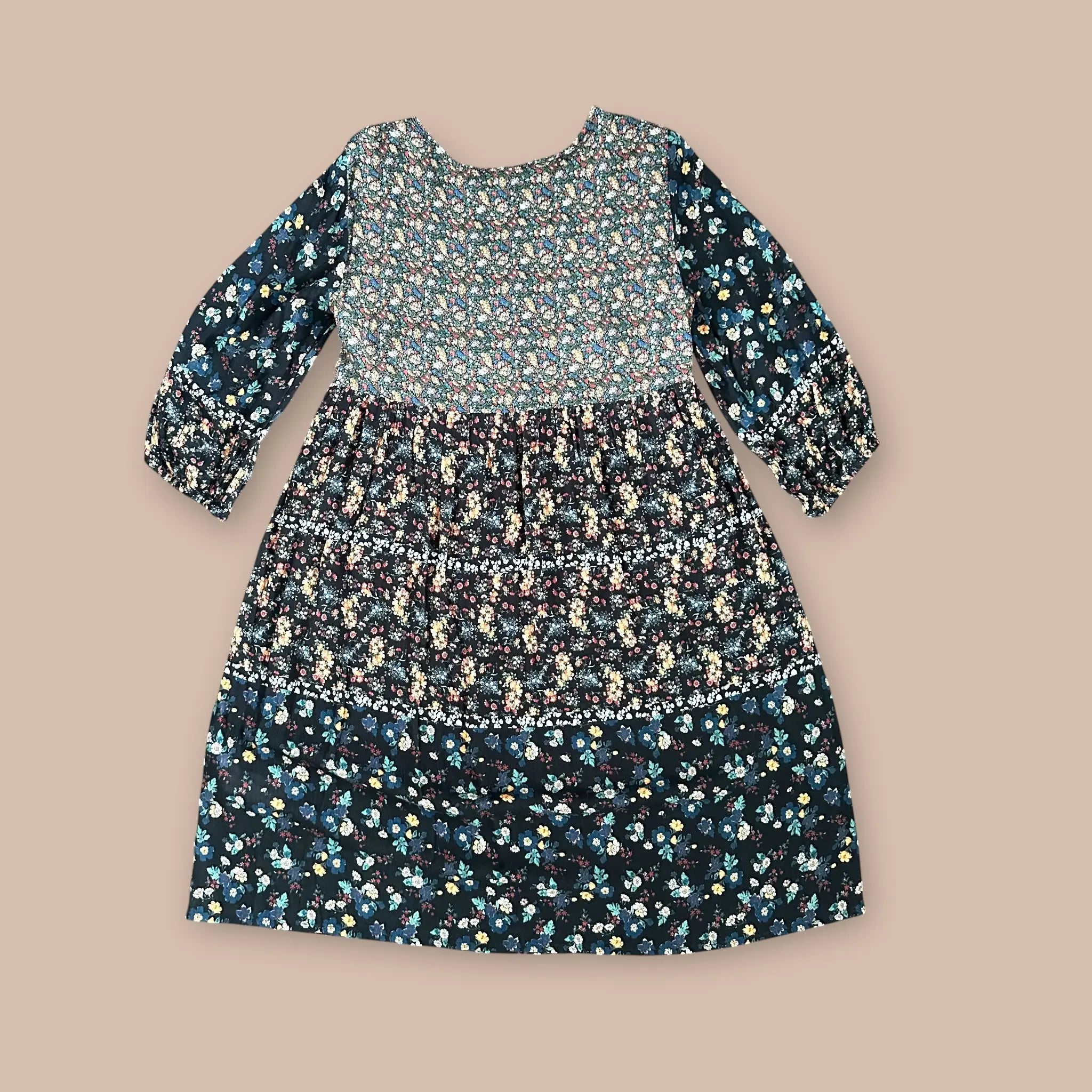 Pull&Bear viskoosimekko M Bloomy Moon