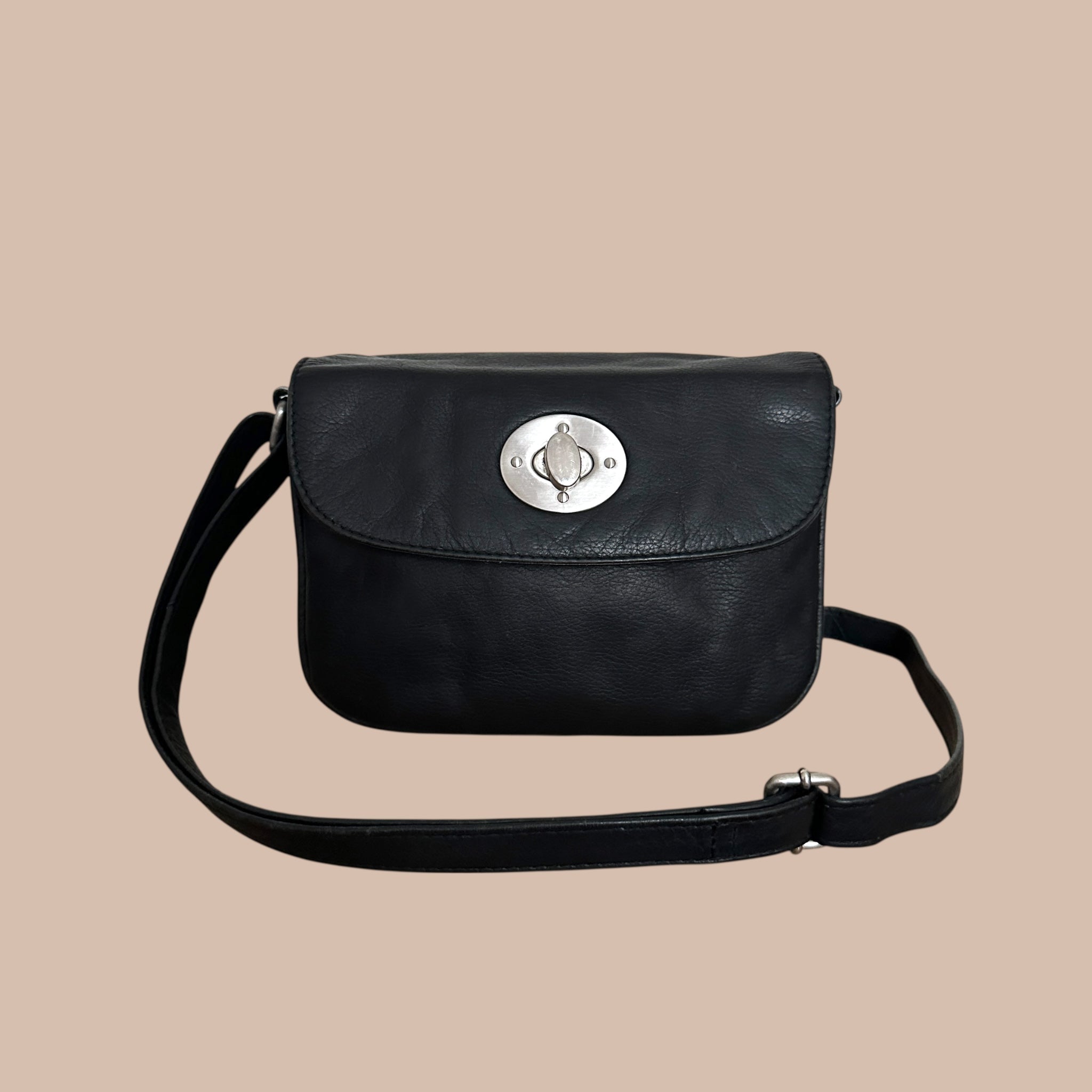 L.Credi nahkalaukku Bloomy Moon