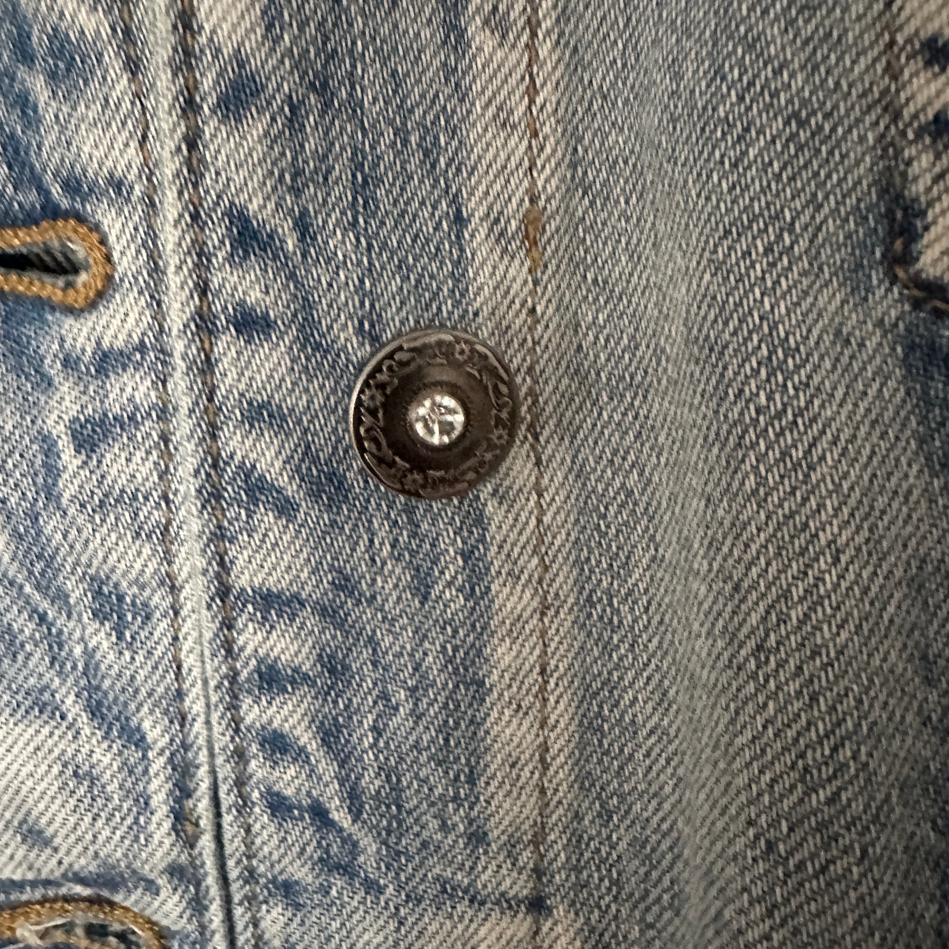 Desigual koristeellinen farkkutakki S-L Bloomy Moon