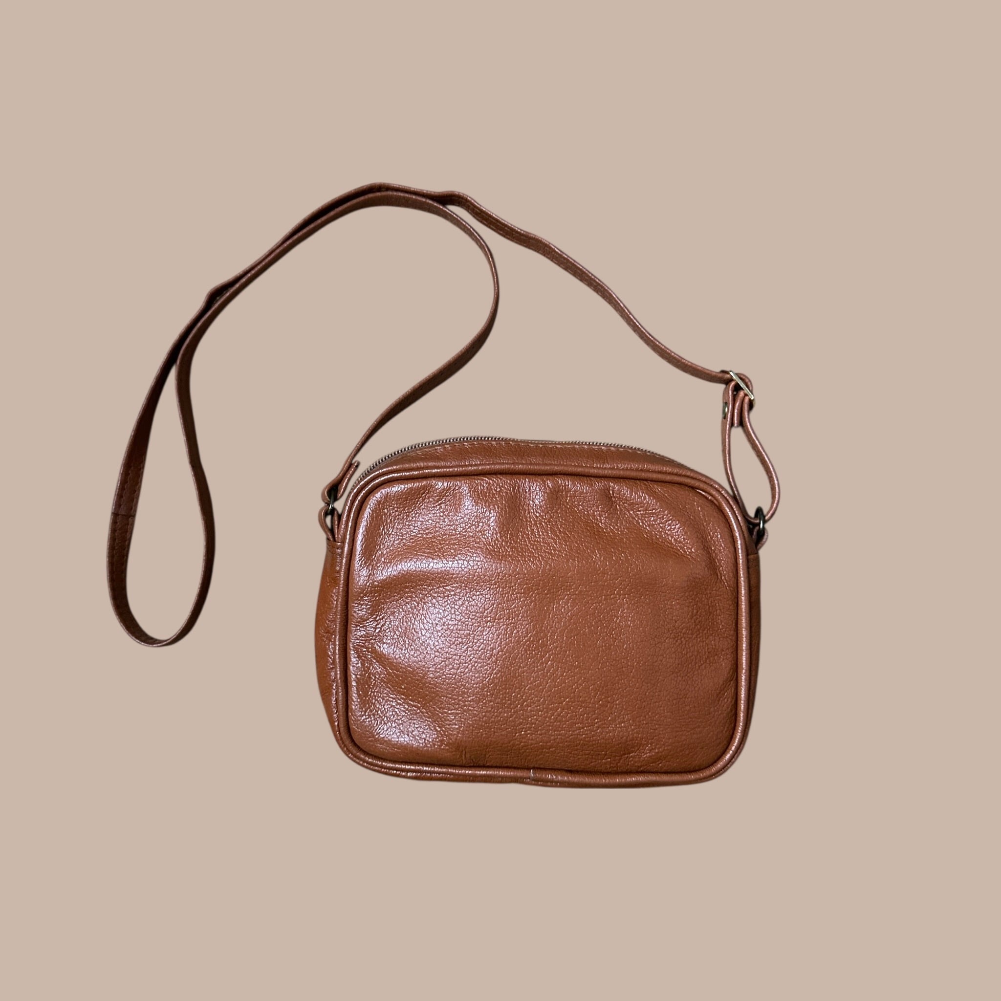 Vintage nahkalaukku Bloomy Moon