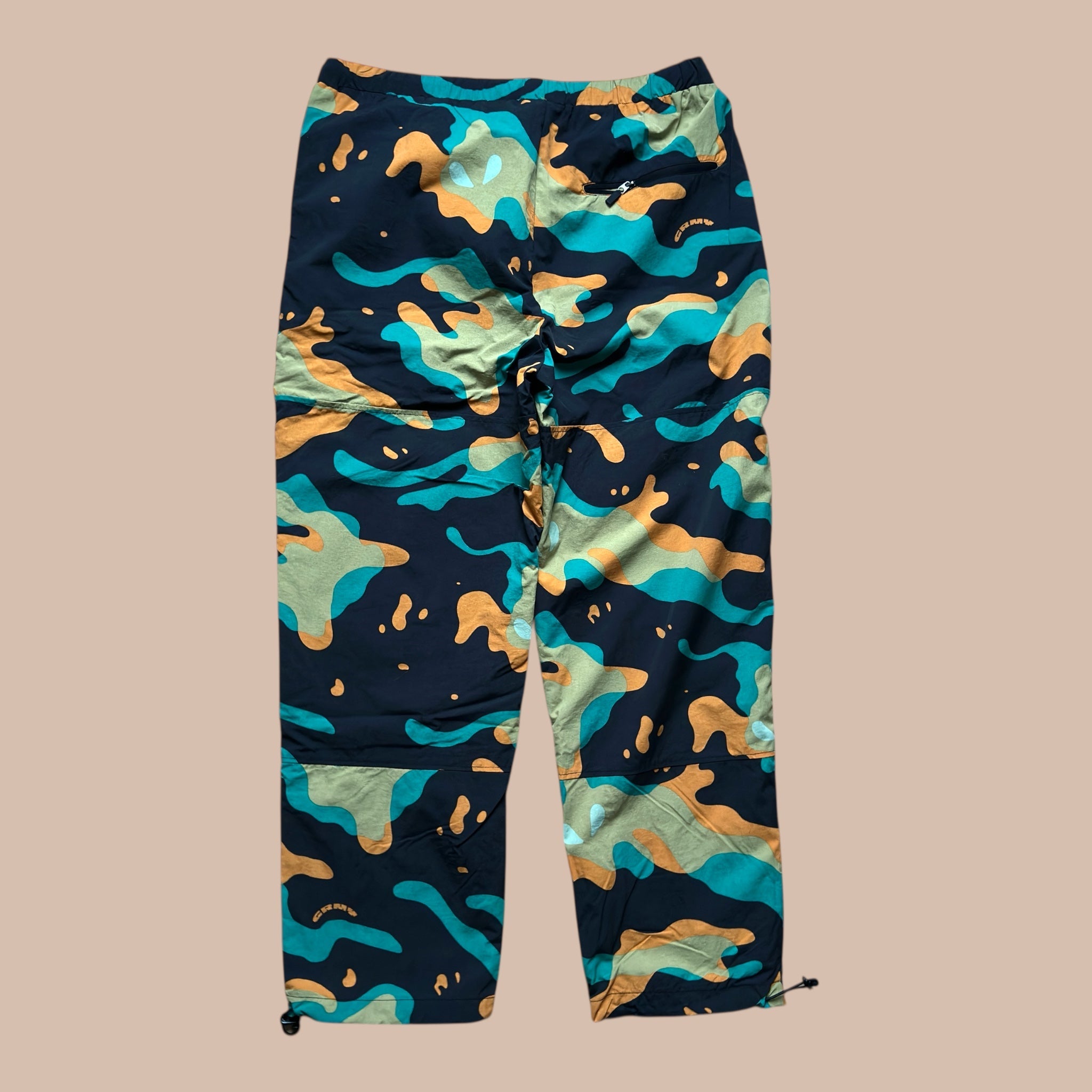 GRMY Alien housut L Bloomy Moon