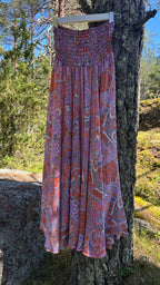 Leveälahkeiset housut (freesize) Bloomy Moon